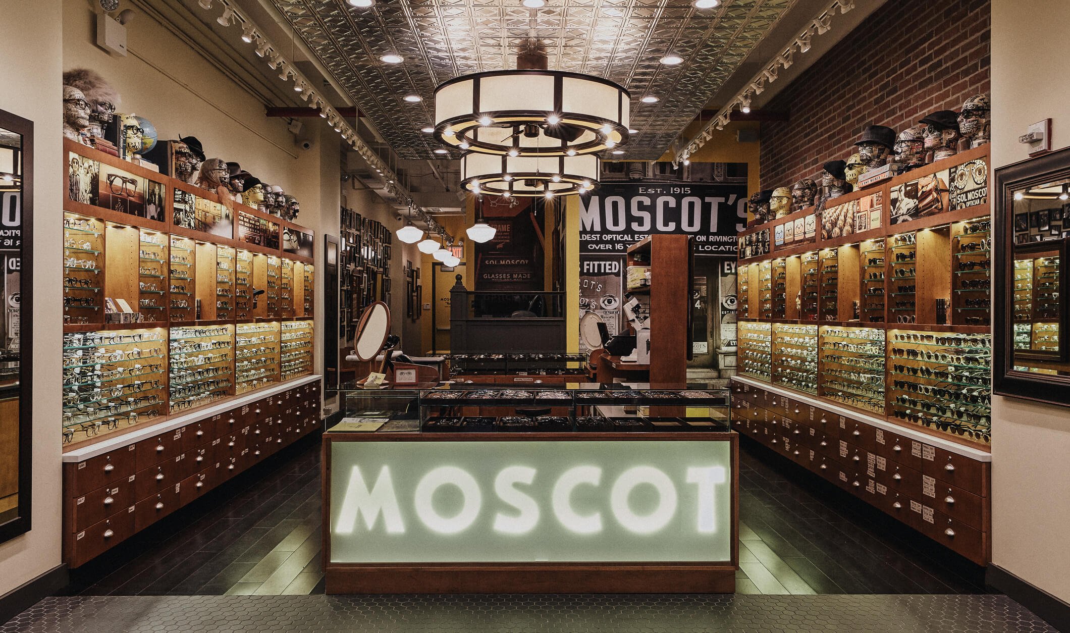 The MOSCOT Chelsea Market Shop interior