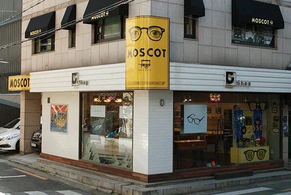 MOSCOT Seoul Shop