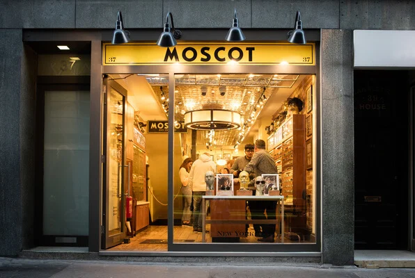 MOSCOT Beak Street Shop