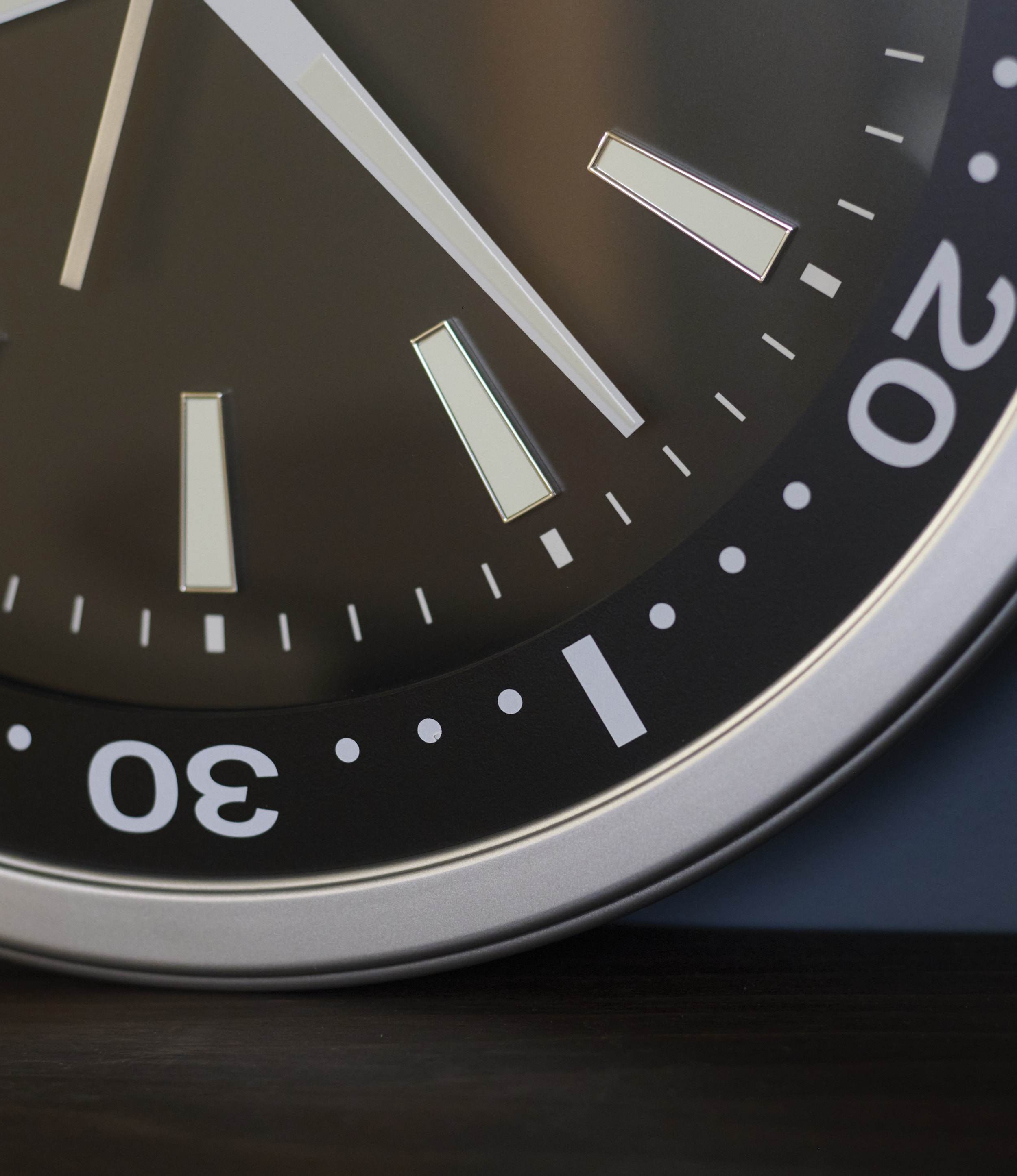 14 Inch Ultra Modern Black Clock