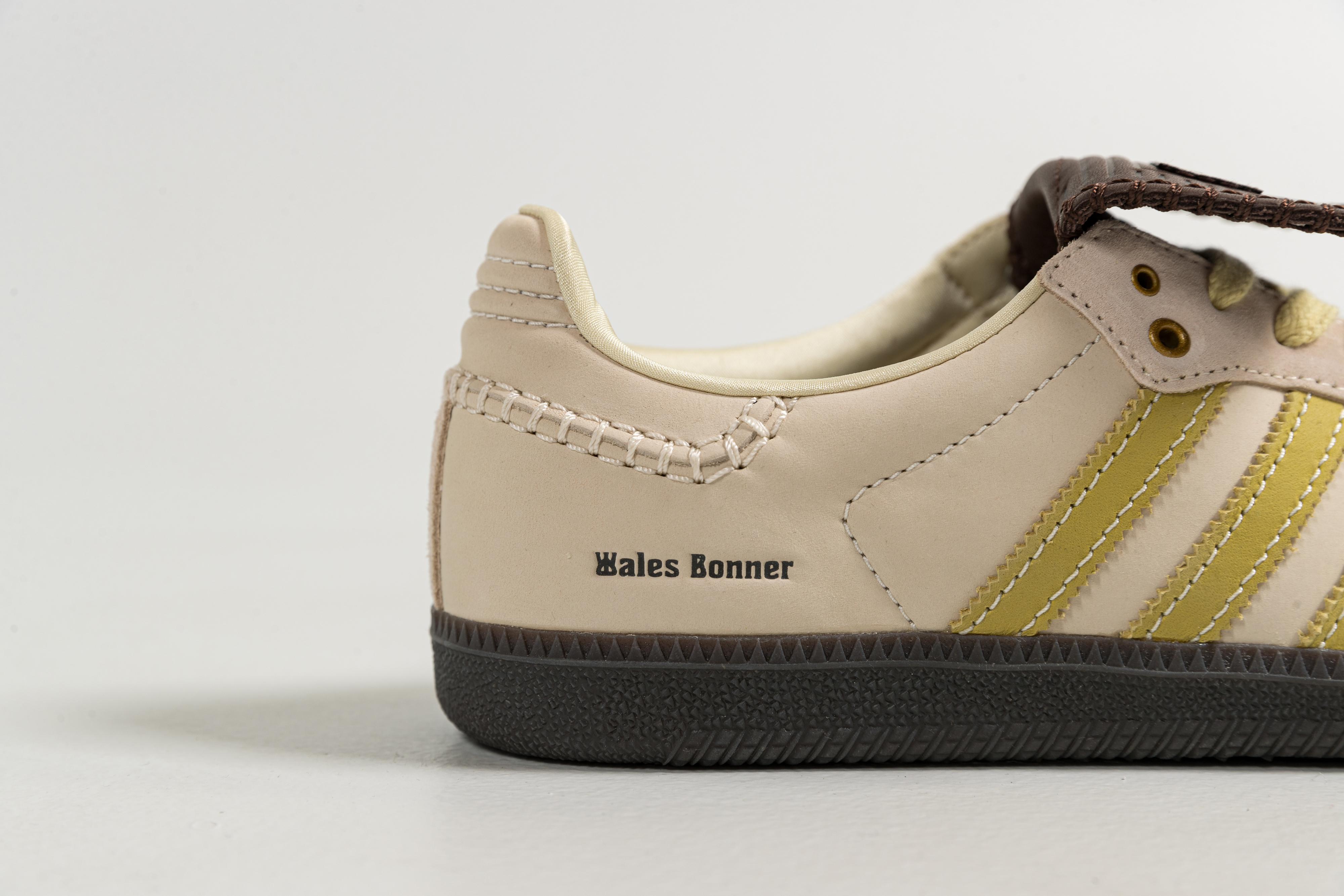 adidas - Samba Nubuck x Wales Bonner - ECRTIN/ALMYEL-DBROWN - UP THERE