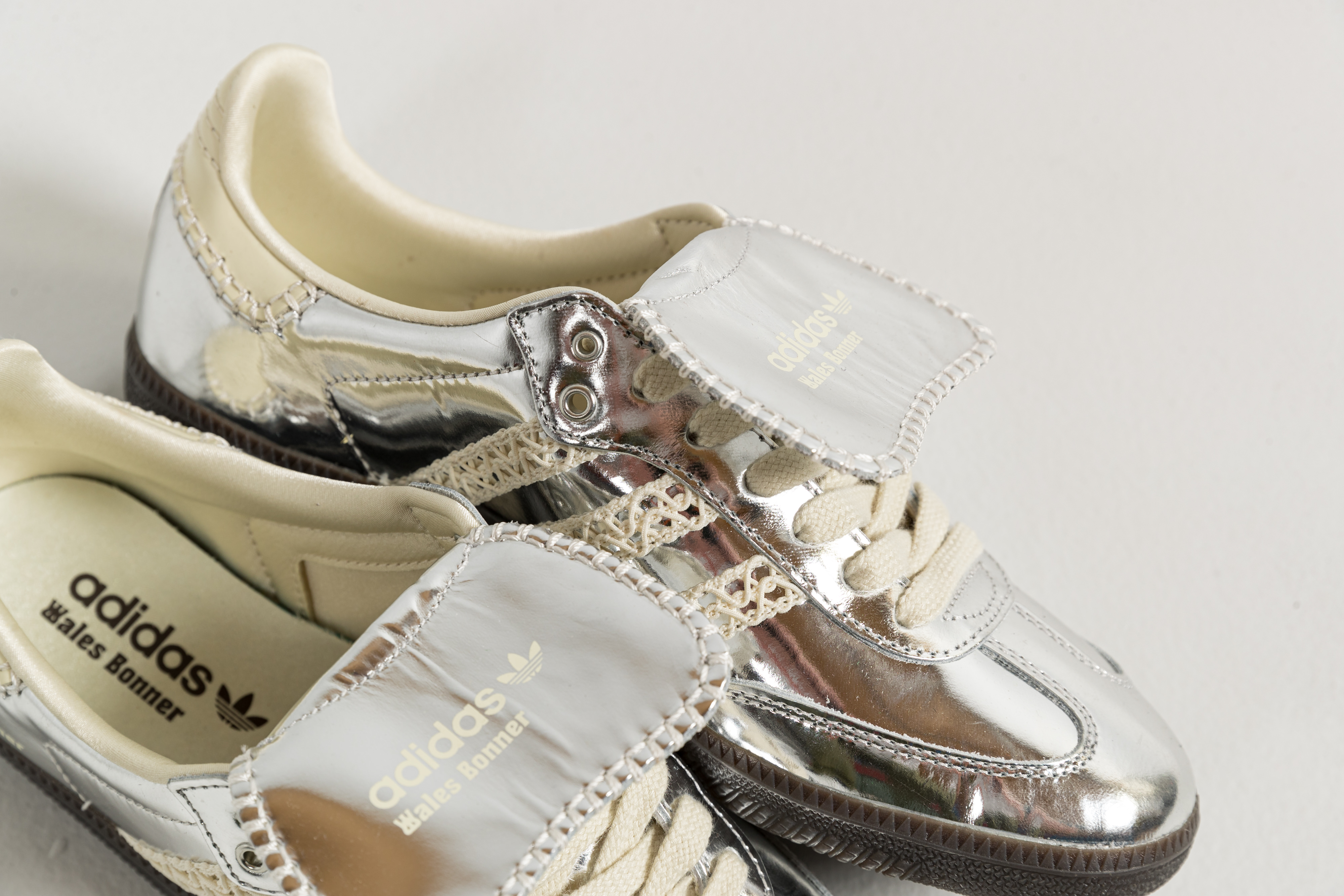 adidas - Silver Samba x Wales Bonner - SILVMT/CWHITE-GREONE - UP THERE