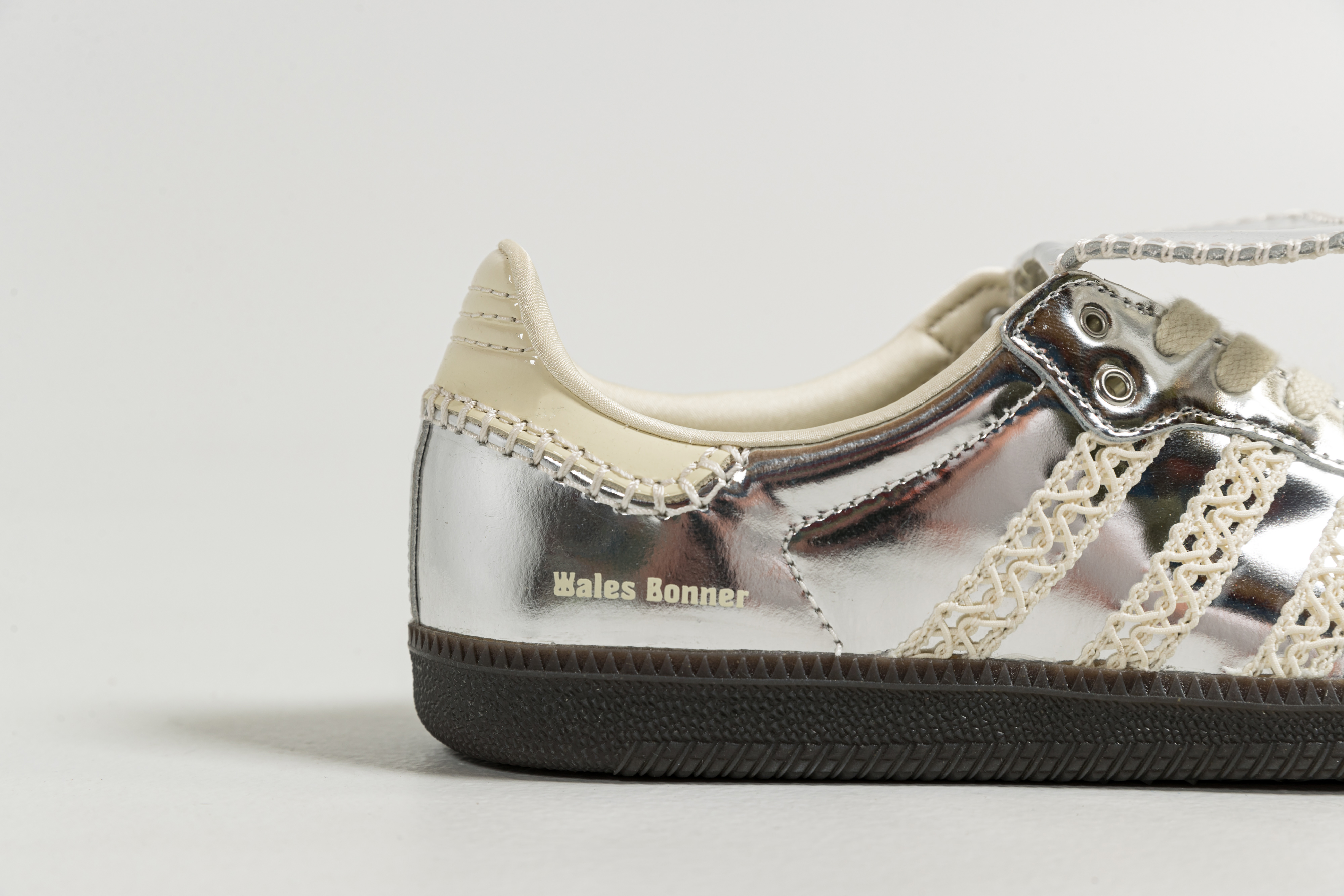 adidas - Silver Samba x Wales Bonner - SILVMT/CWHITE-GREONE - UP THERE