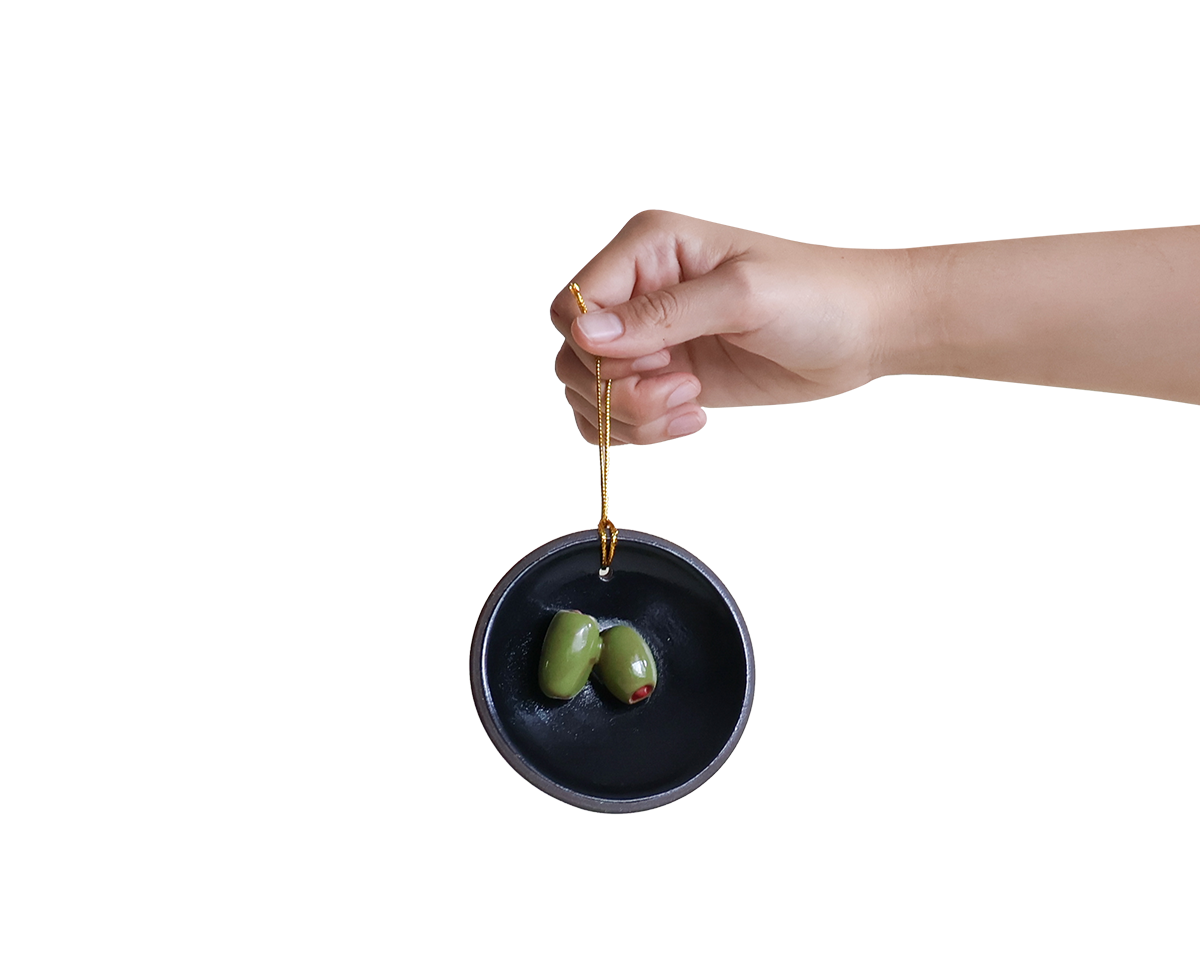 2026-holiday-ornament
