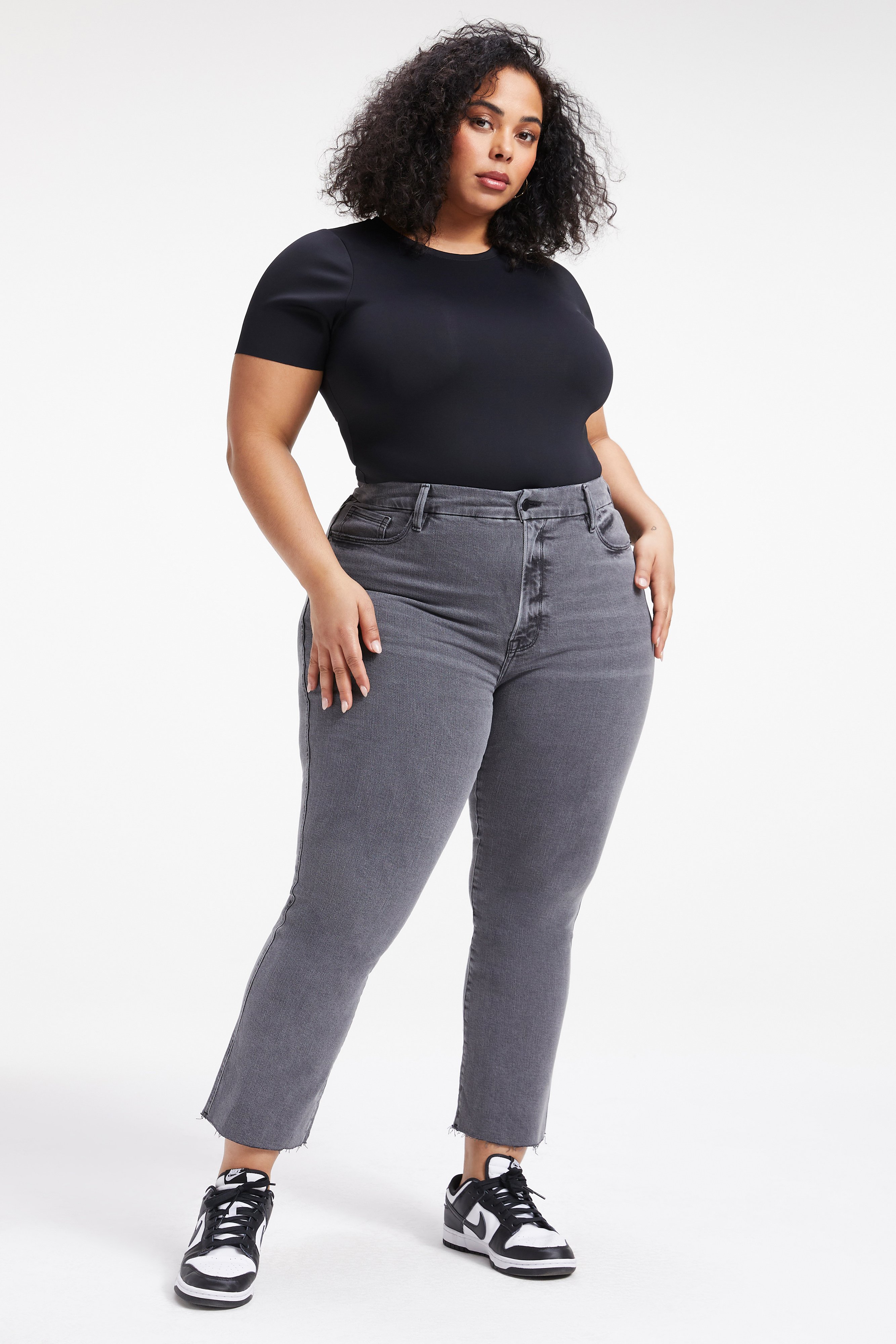 GOOD CURVE STRAIGHT JEANS in BLACK297 styled with our SCULPTED TEE in BLACK001, COTTON CROPPED LONG SLEEVE TEE in BLACK001, or OPEN BACK TEE BODYSUIT in BLACK001