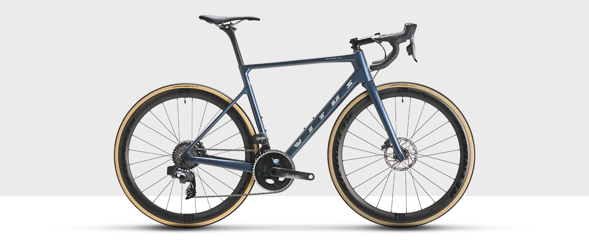 Vitesse 700c bike outlet rims