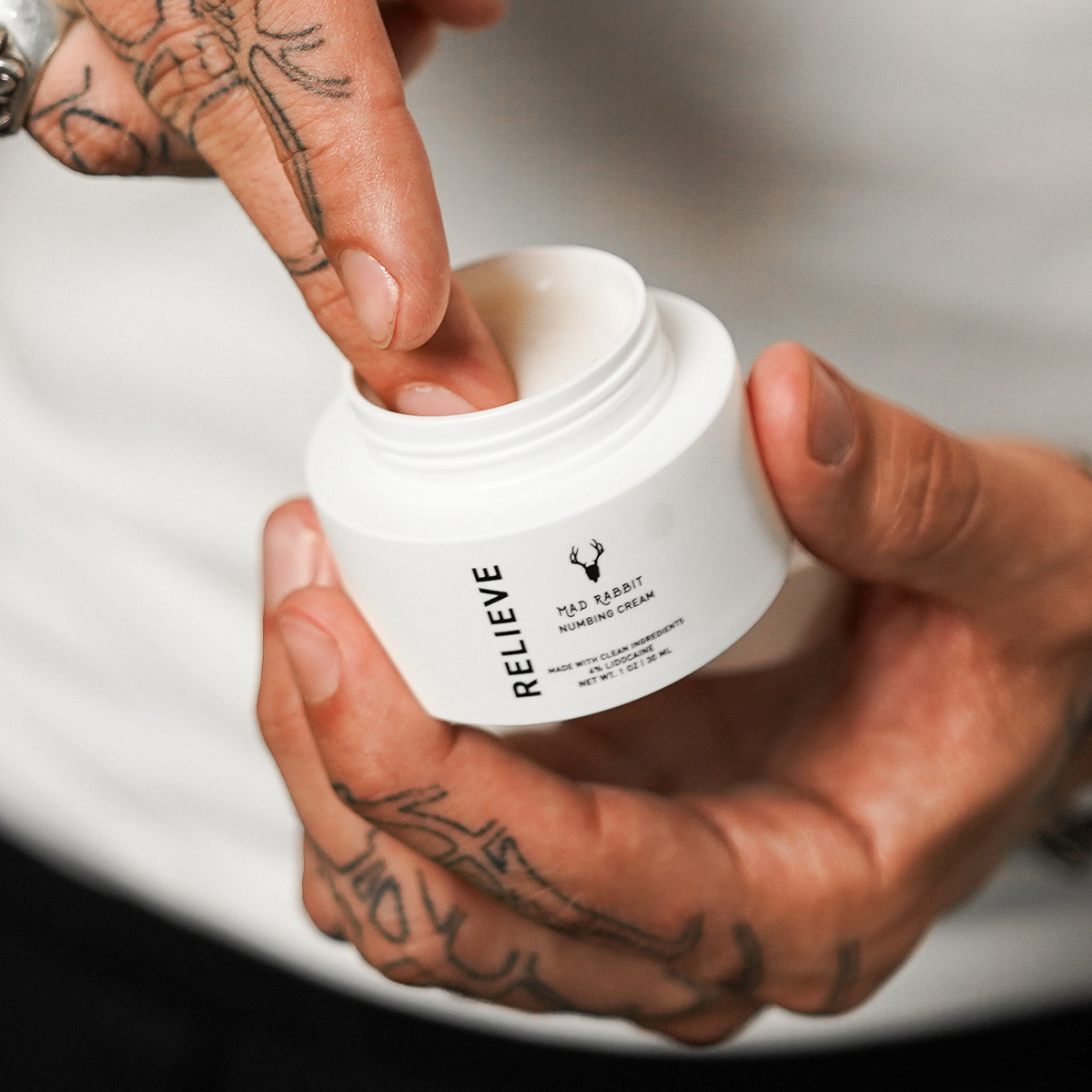 WOVE Neutramist & Peeling Gel セット New Tattoo Set | Numbing Cream & Soothing Gel | Mad Rabbit Tattoo