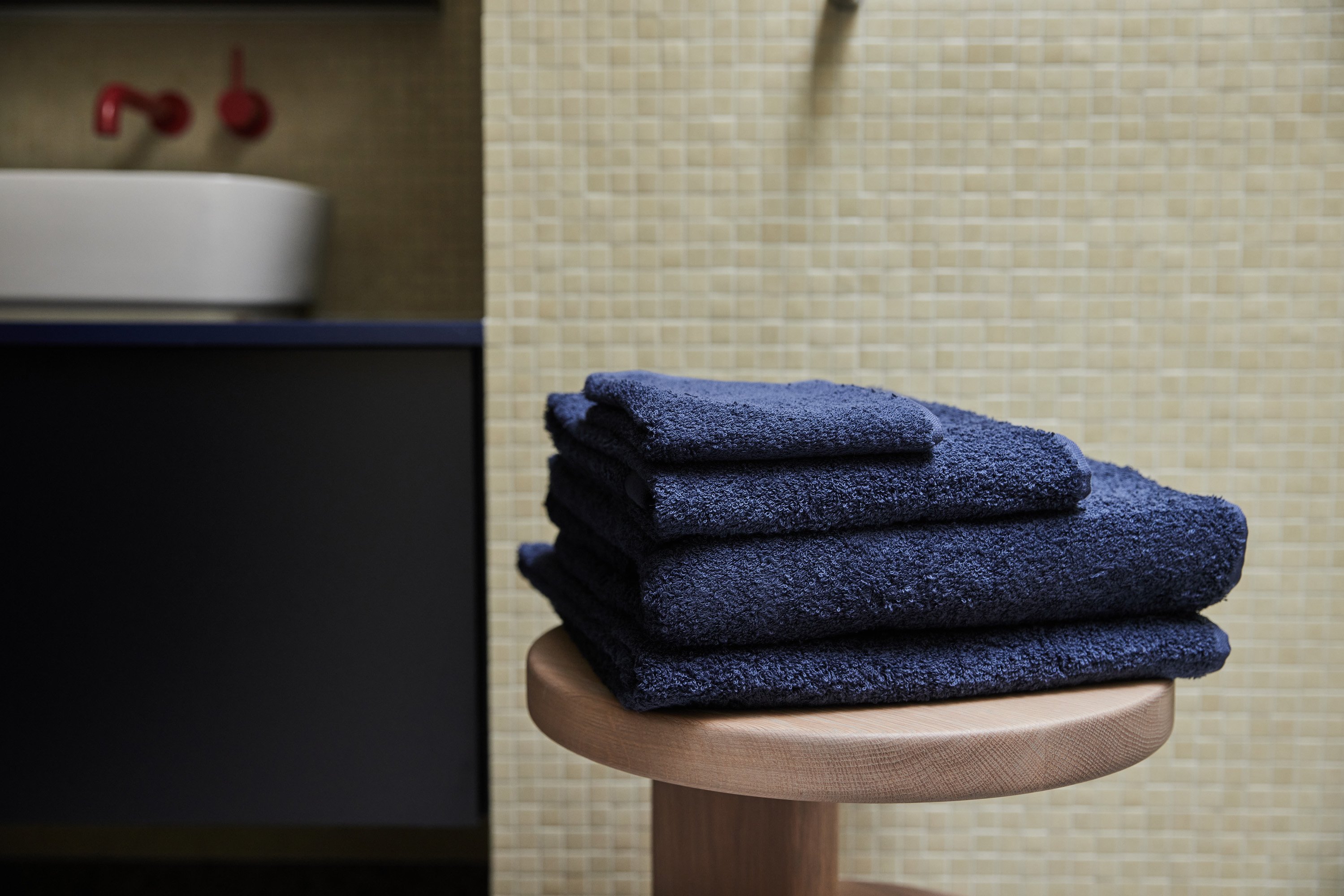 Navy bath online towels