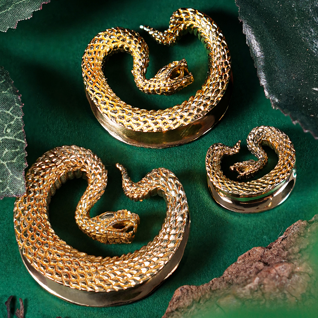 unique  Gold Snake Saddle Metal Ear Gauge / Plug