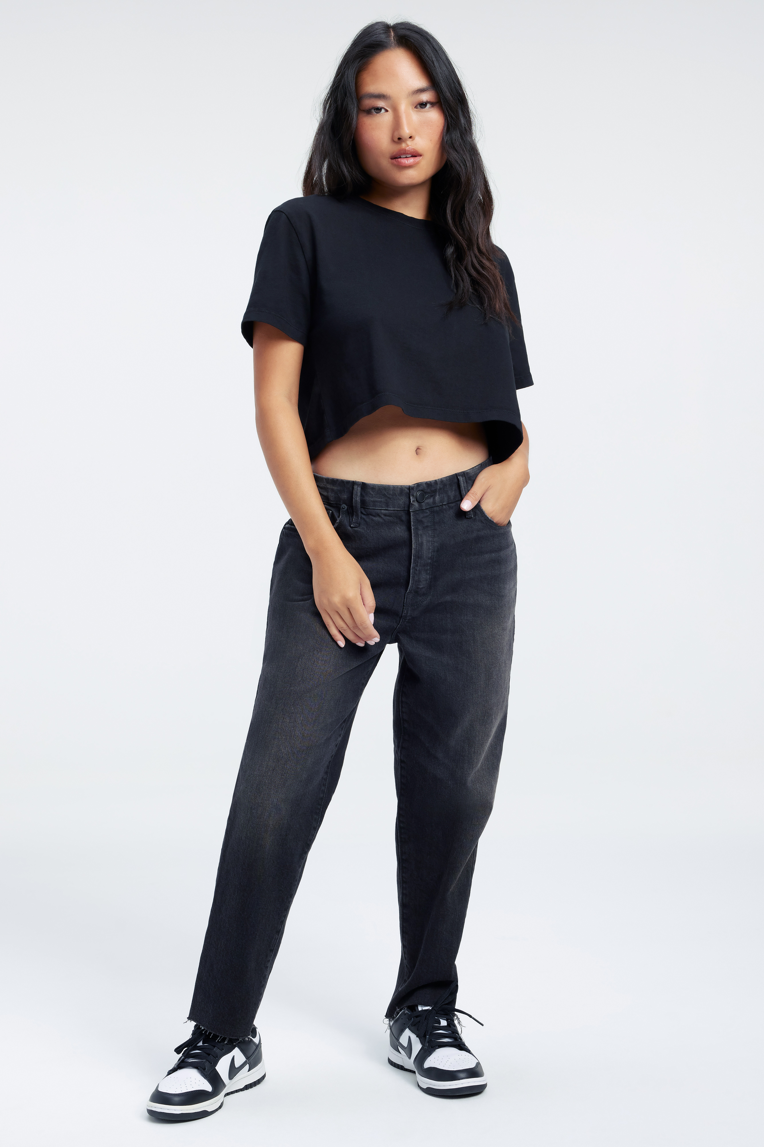 GOOD GIRLFRIEND PETITE JEANS in BLACK225 styled with our COTTON CROPPED TEE in BLACK001, COTTON CROPPED LONG SLEEVE TEE in BLACK001, or SCULPTED BODYSUIT in BLACK001