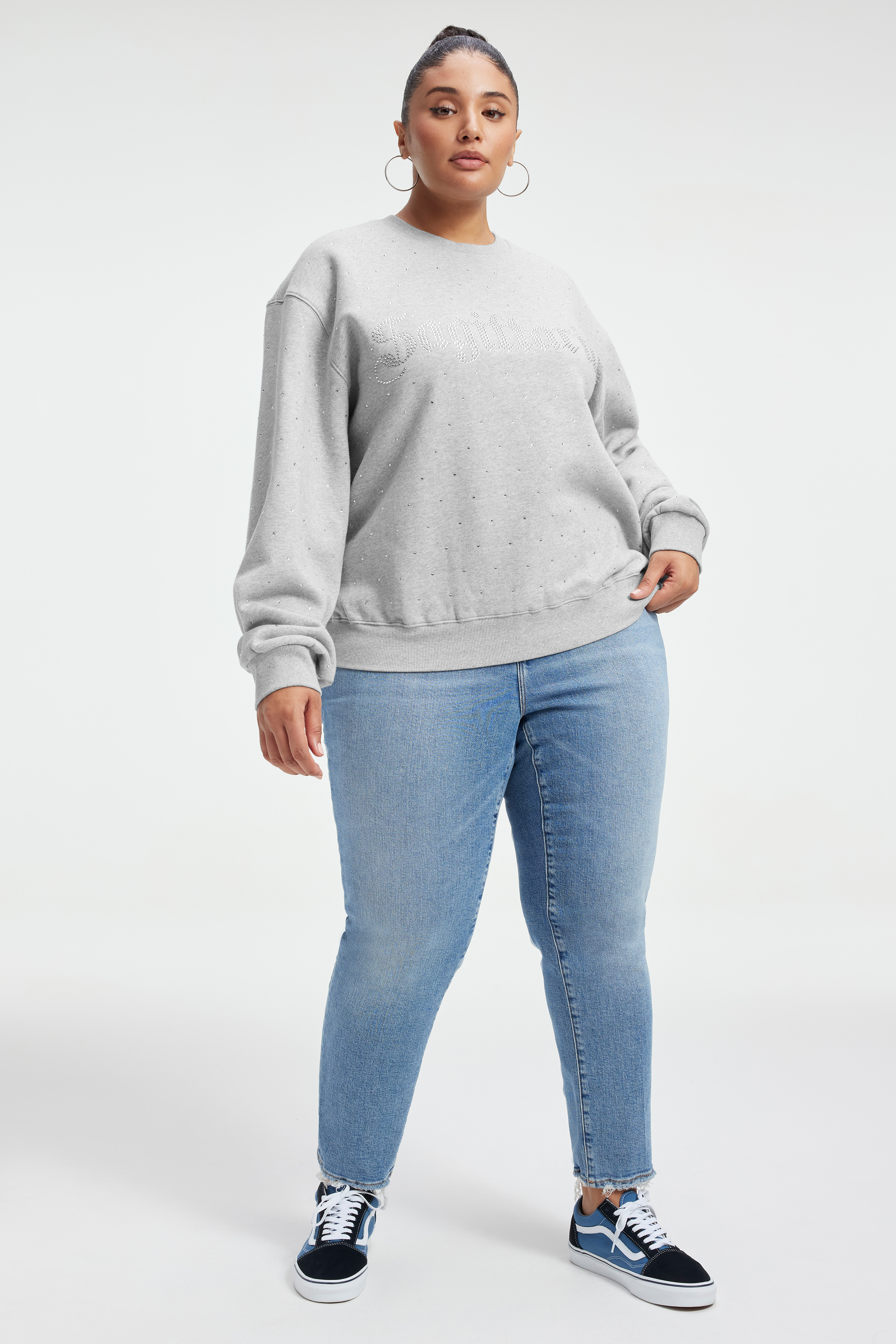 SAGITTARIUS BOYFRIEND SWEATSHIRT in SAGITTARIUS styled with our GOOD CLASSIC JEANS in INDIGO352, SAGITTARIUS BOYFRIEND SWEATSHIRT in SAGITTARIUS, or DIAMOND WIDE SWEATPANTS in BLACK001