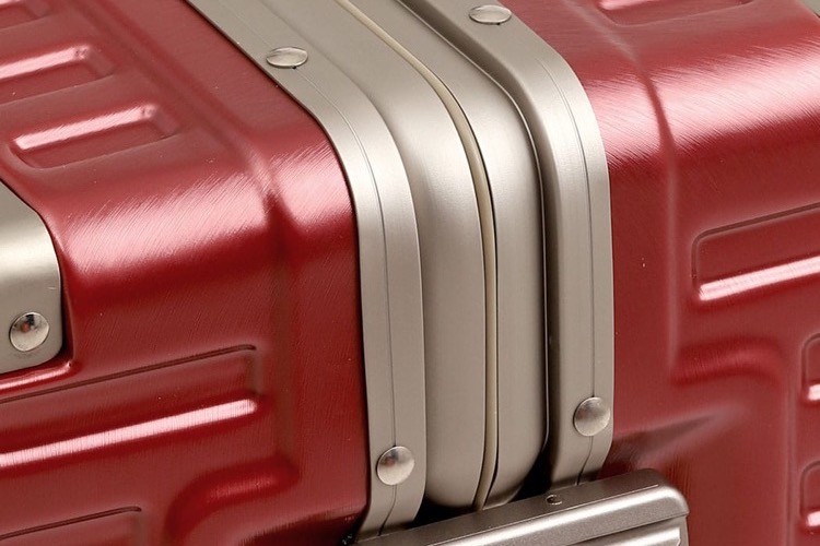 長期旅行に最適 大型スーツケース レジェンドウォーカー 5510-70 DECK