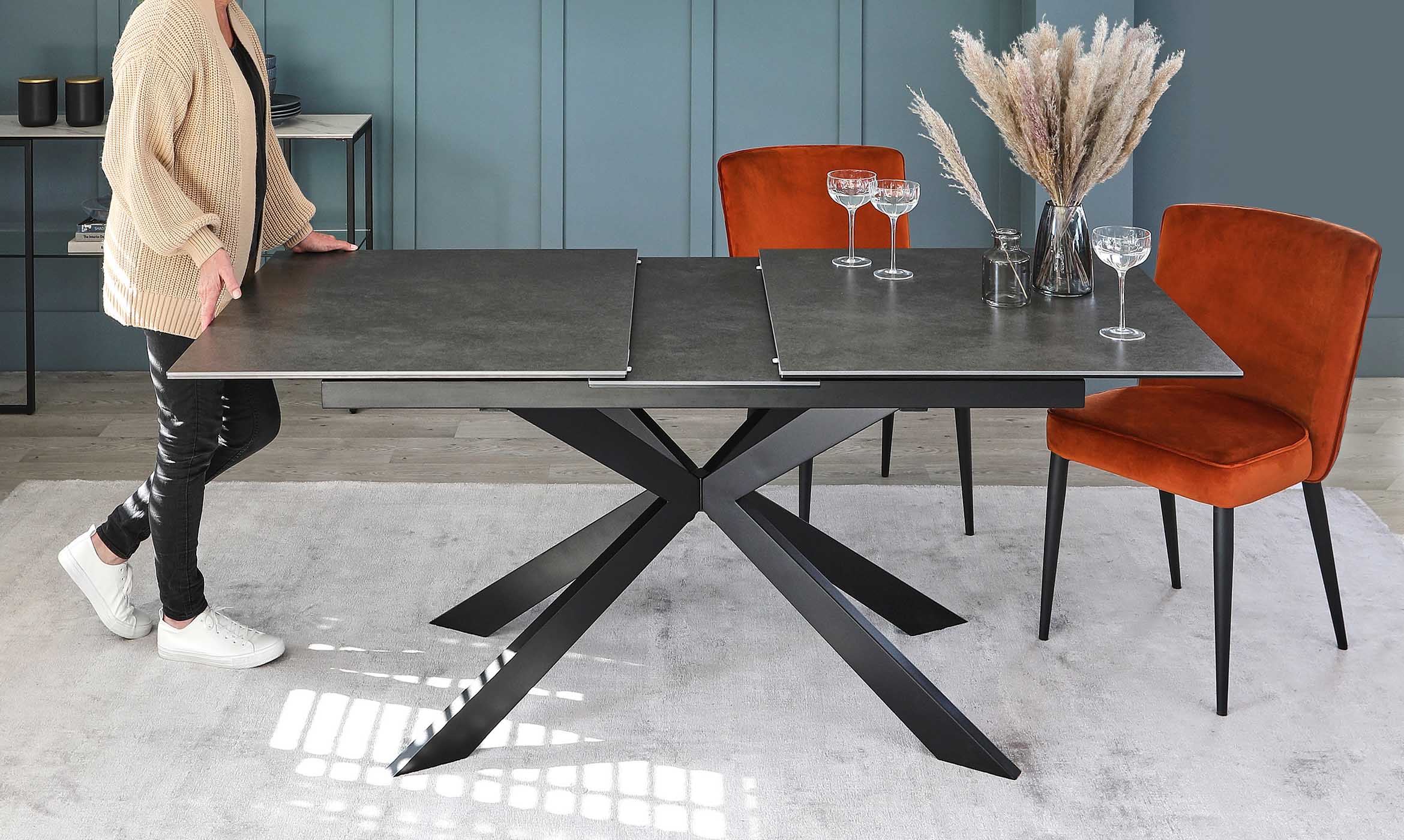 Extending Dining Table Ceramic at Melissa Frink blog