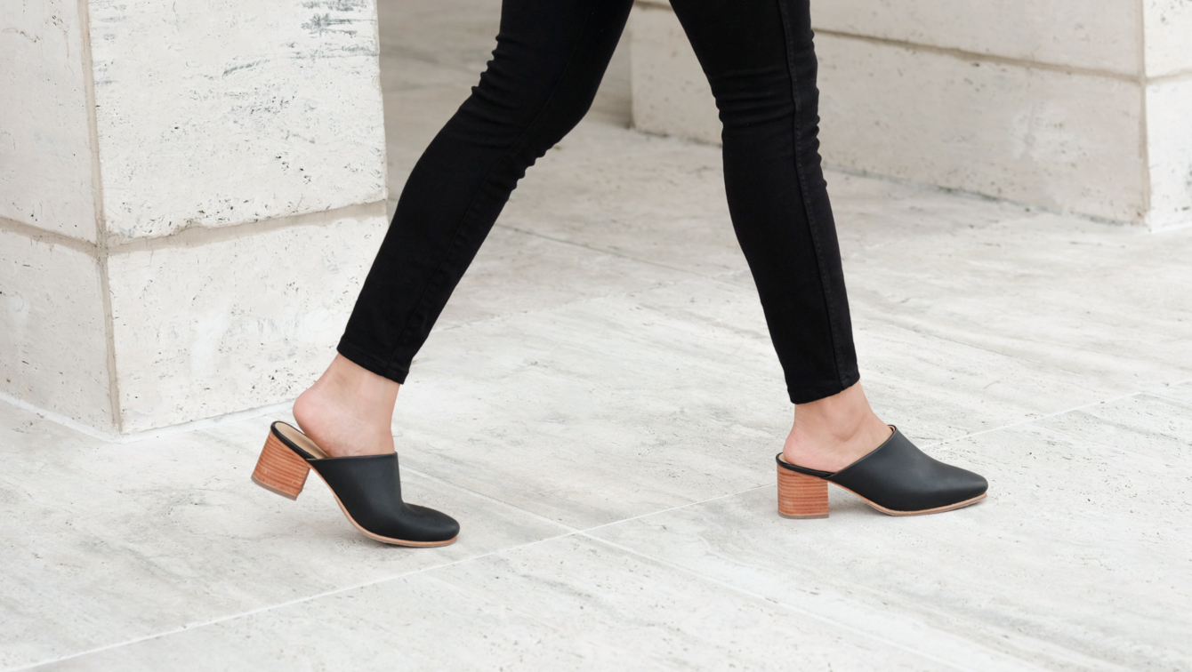 Nisolo All-Day Heeled Mule Black