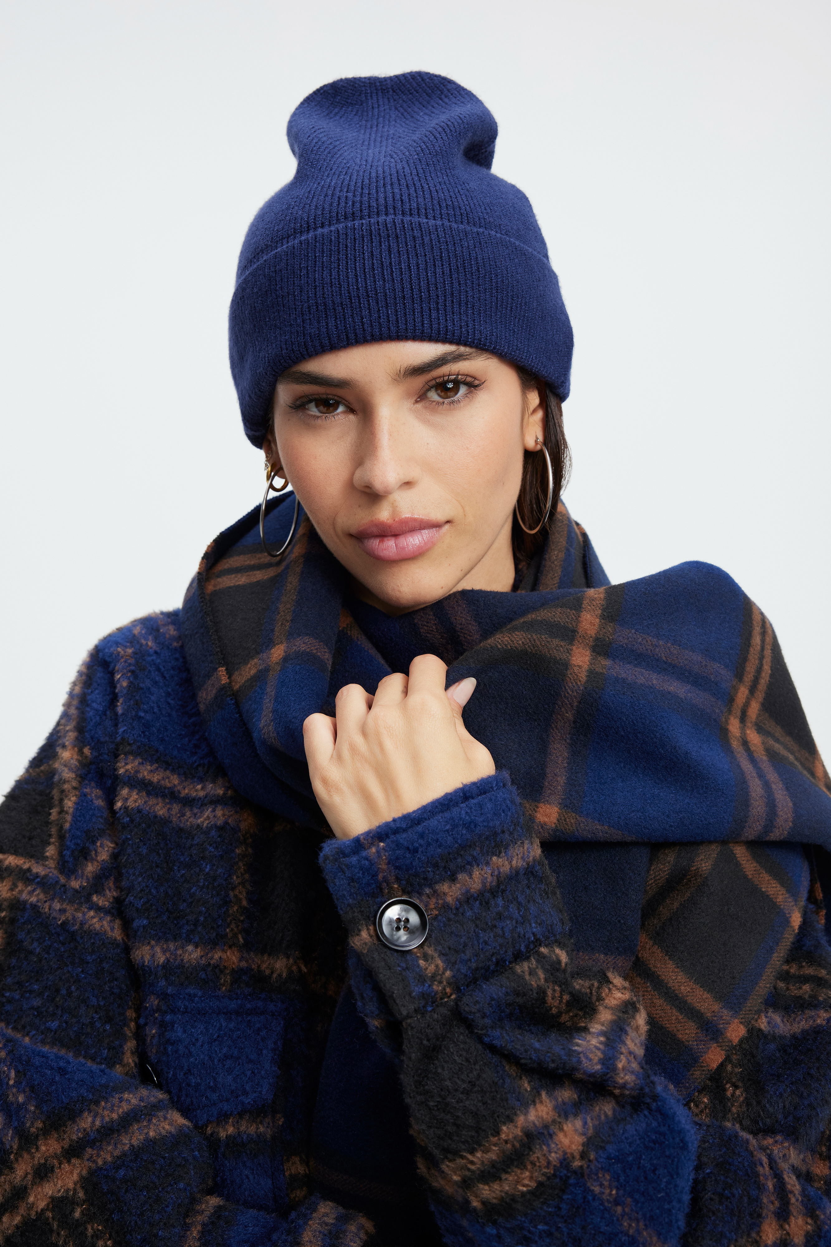 GOOD KNIT BEANIE in BLUE RINSE styled with our CLASSIC FLANNEL SHIRT in BLUE RINSE LARGE PLAID, CLASSIC SOFT SCARF in BLUE RINSE LARGE PLAID, or BRUSHED BOYFRIEND SHACKET in BLUE RINSE LARGE PLAID