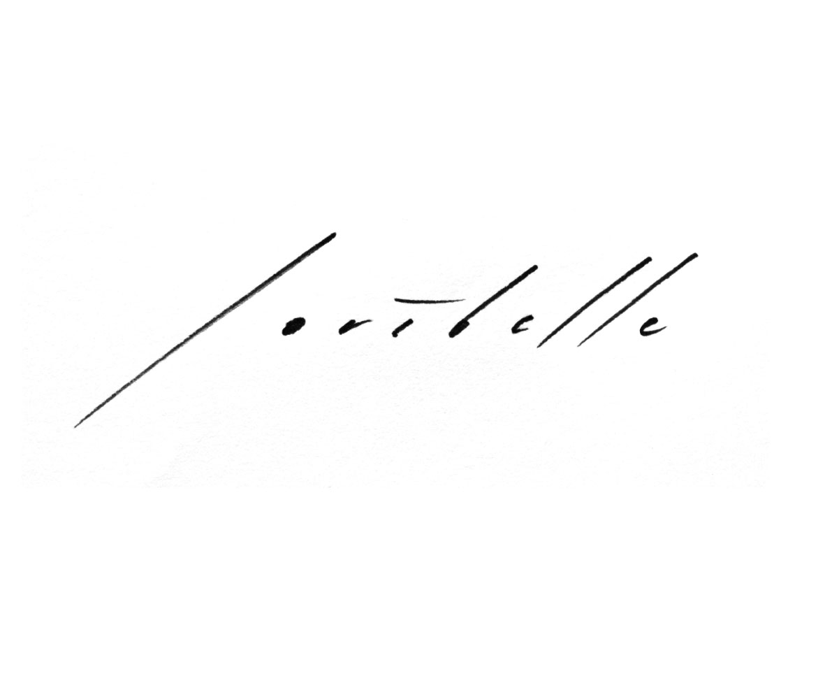 Signature Loribelle Spirovski
