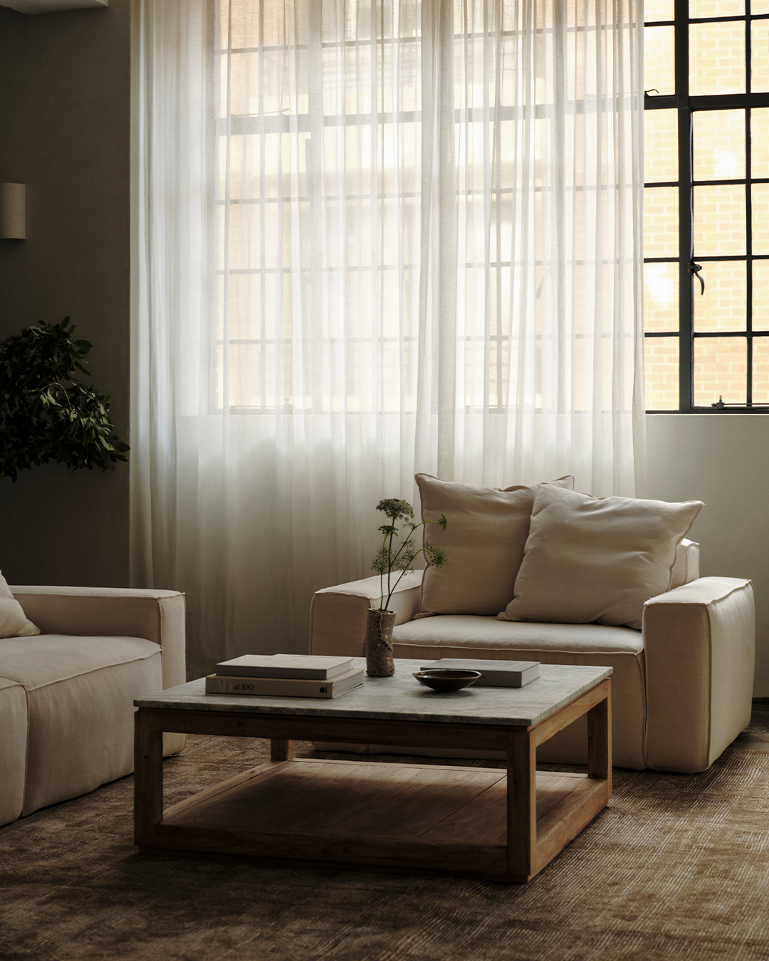 Elio Junior Loveseat