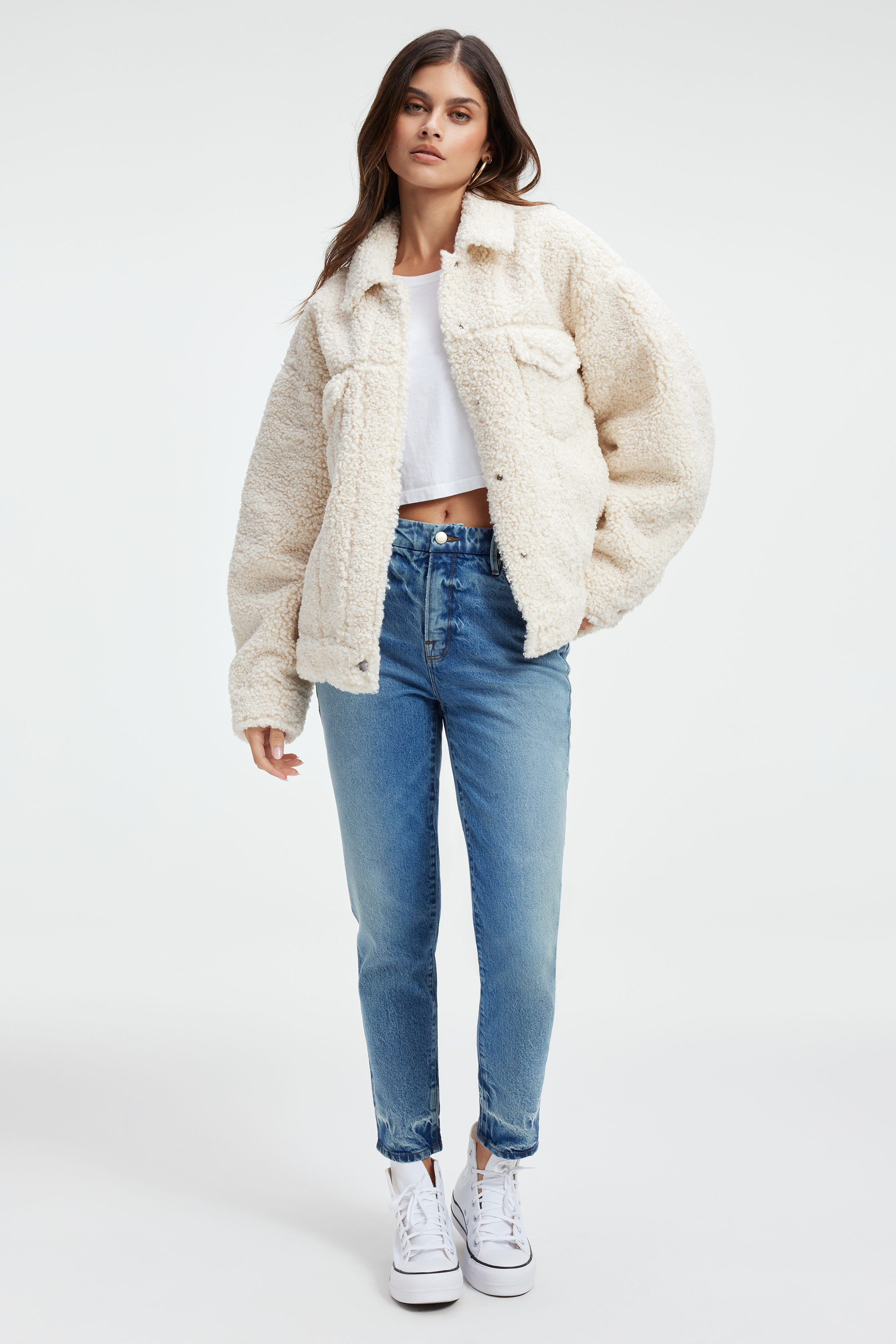 GOOD '90s SHERPA TRUCKER JACKET in BONESHERLING001 styled with our THE WEEKENDER JEANS in INDIGO339, or GOOD ICON STRAIGHT JEANS in INDIGO357