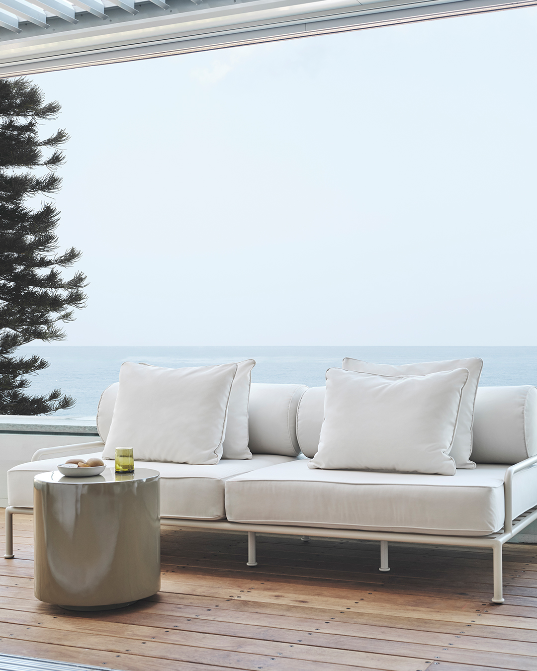 Outdoor Rowe Sofa