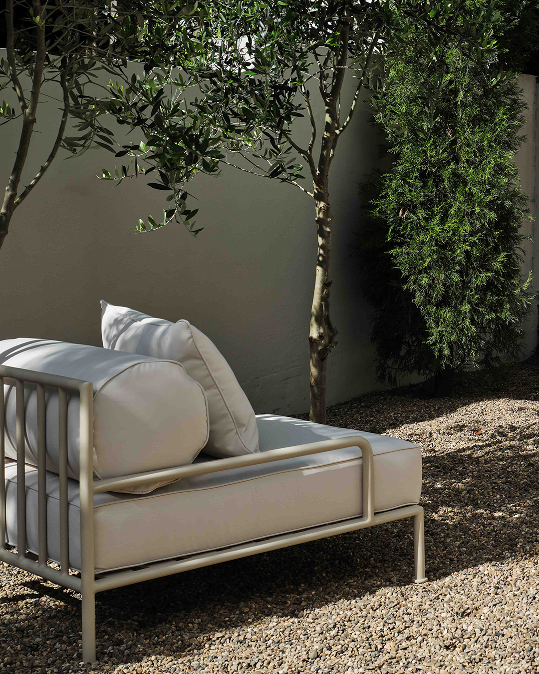 Outdoor Rowe Lounge Chair