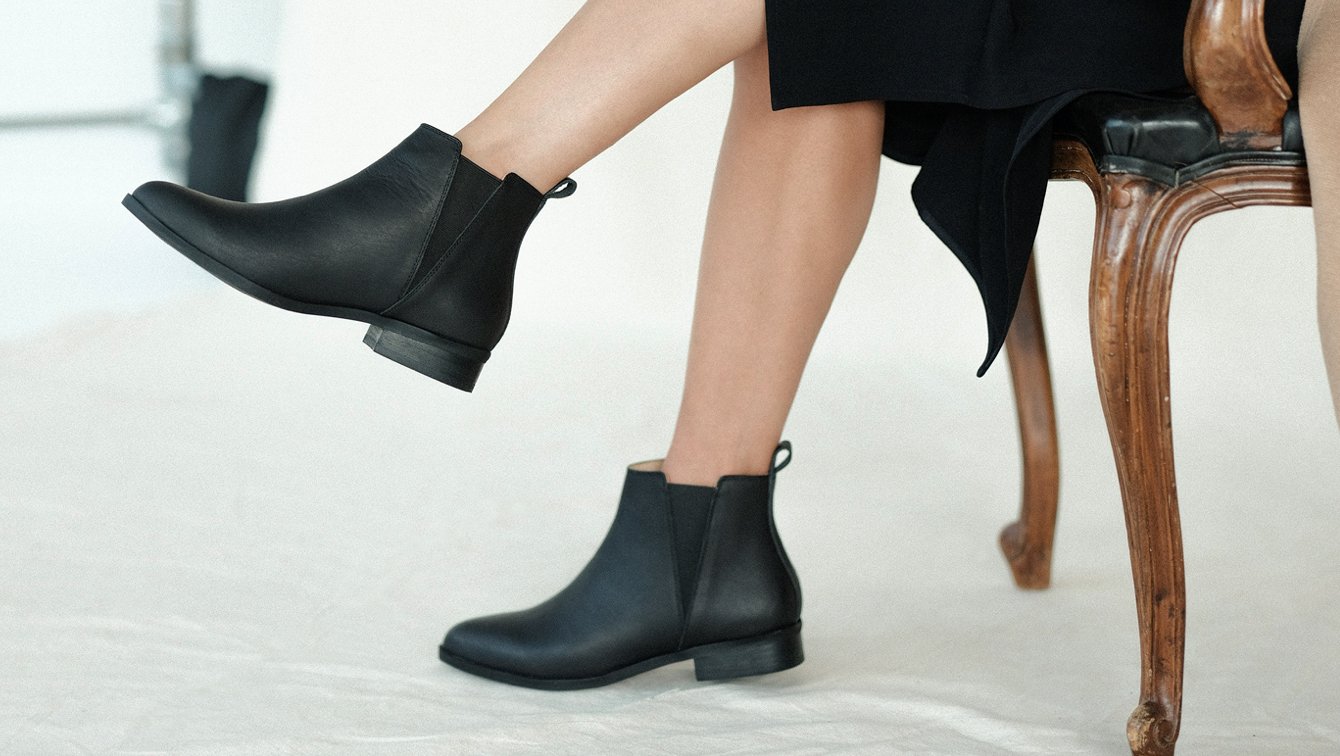 Nisolo Everyday Chelsea Commuter Boot Black