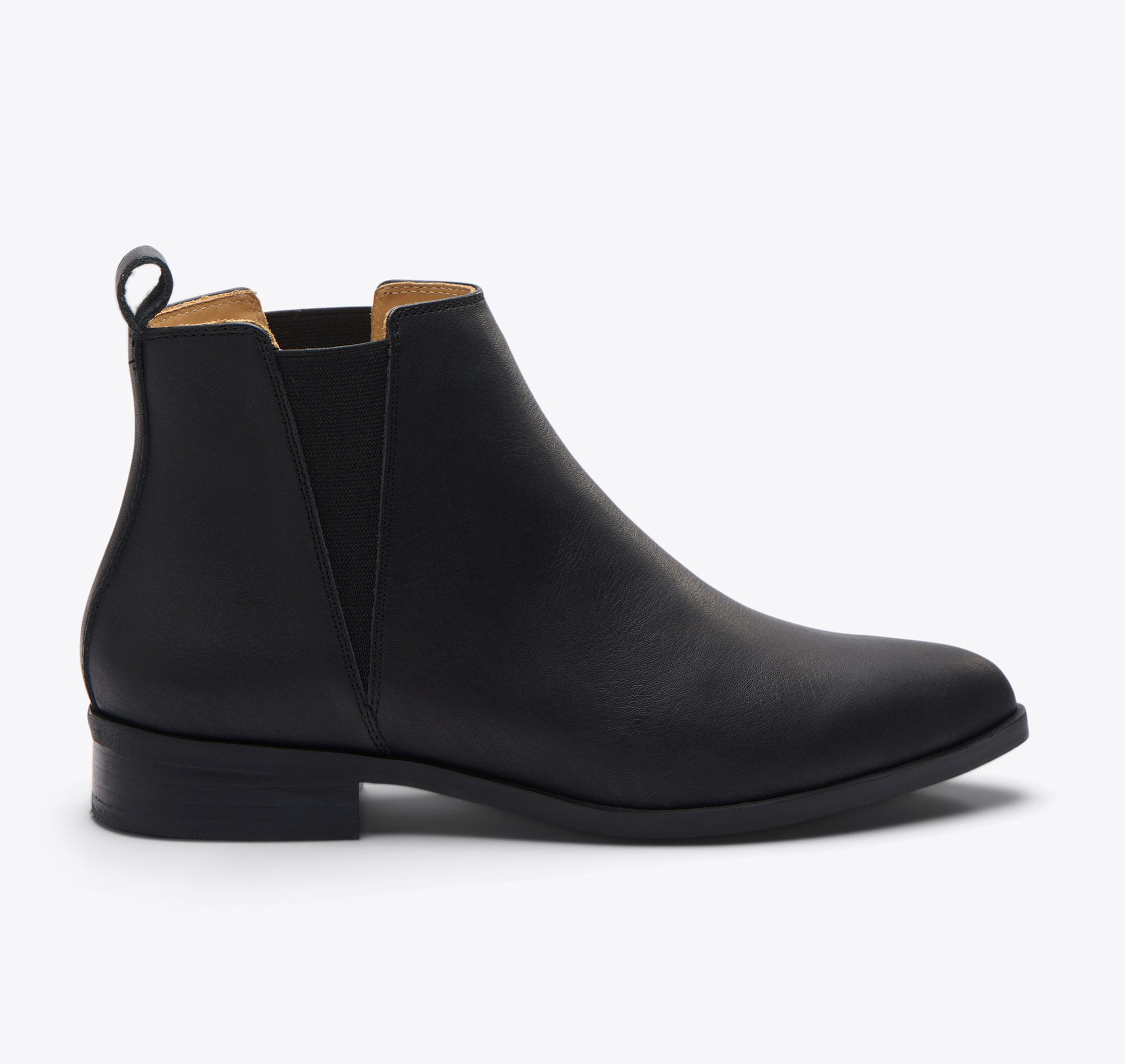 Nisolo Everyday Chelsea Commuter Boot Black - Every Nisolo product is built on the foundation of comfort, function, and design. 