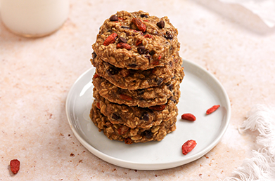 A stack of cookies made with Navitas Organics Goji Berries