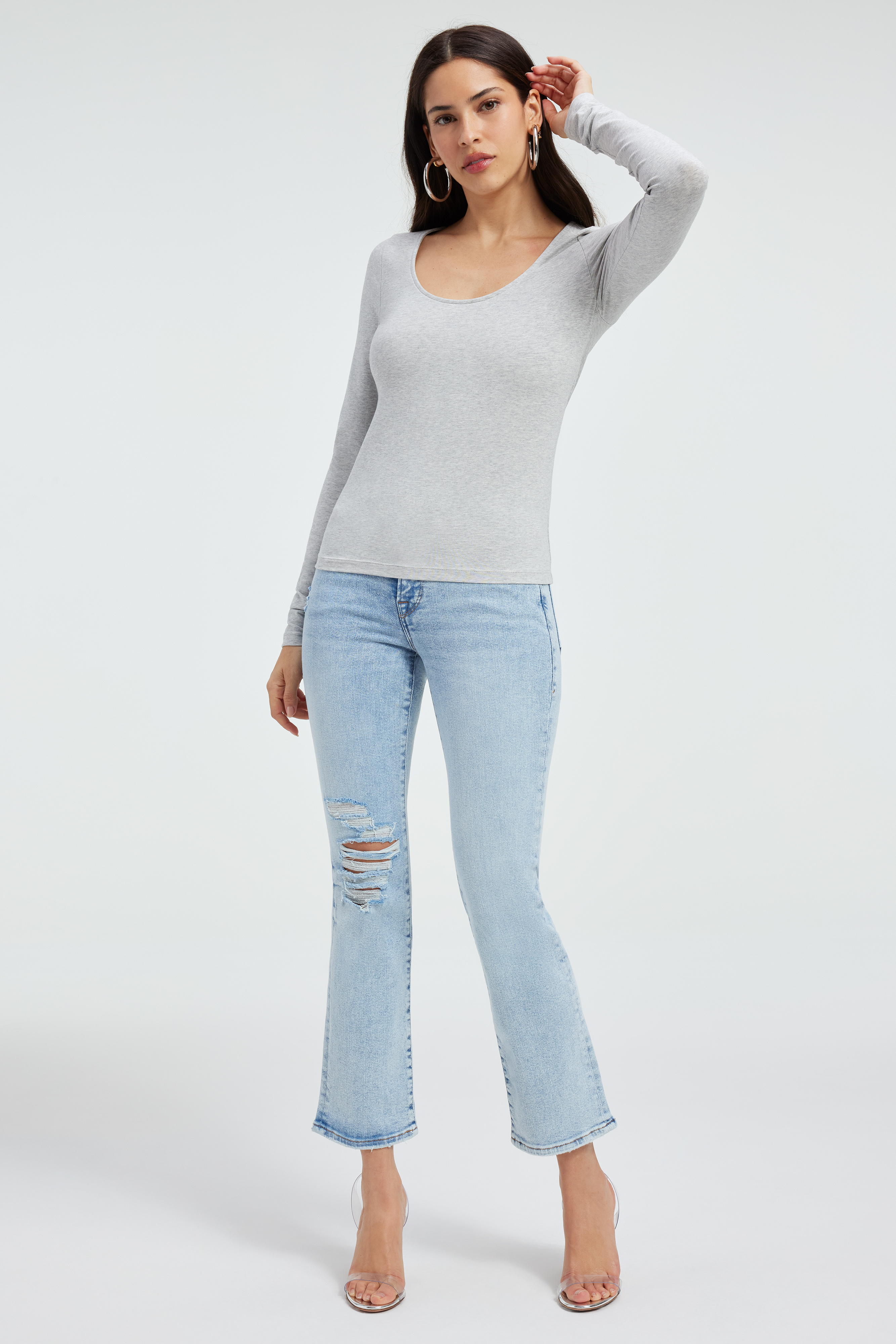 Styled with SUPER STRETCH LONG SLEEVE | HEATHER GREY001
