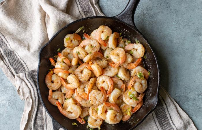 7 Healthy Cast Iron Recipes for The New Year