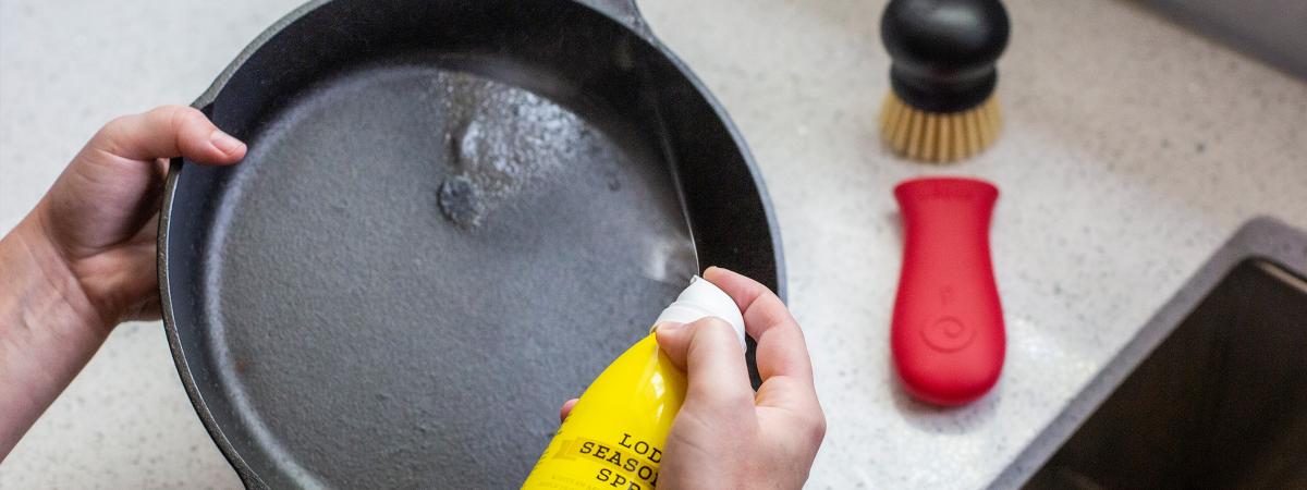 What is cast iron seasoning?