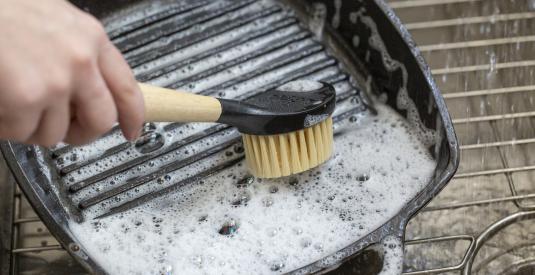 What is cast iron seasoning?
