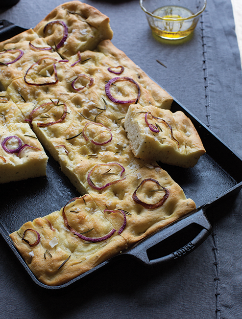 Introducing Lodge cast iron bakeware