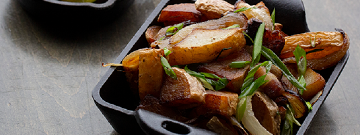 Shop Lodge Cast Iron cookware by material.