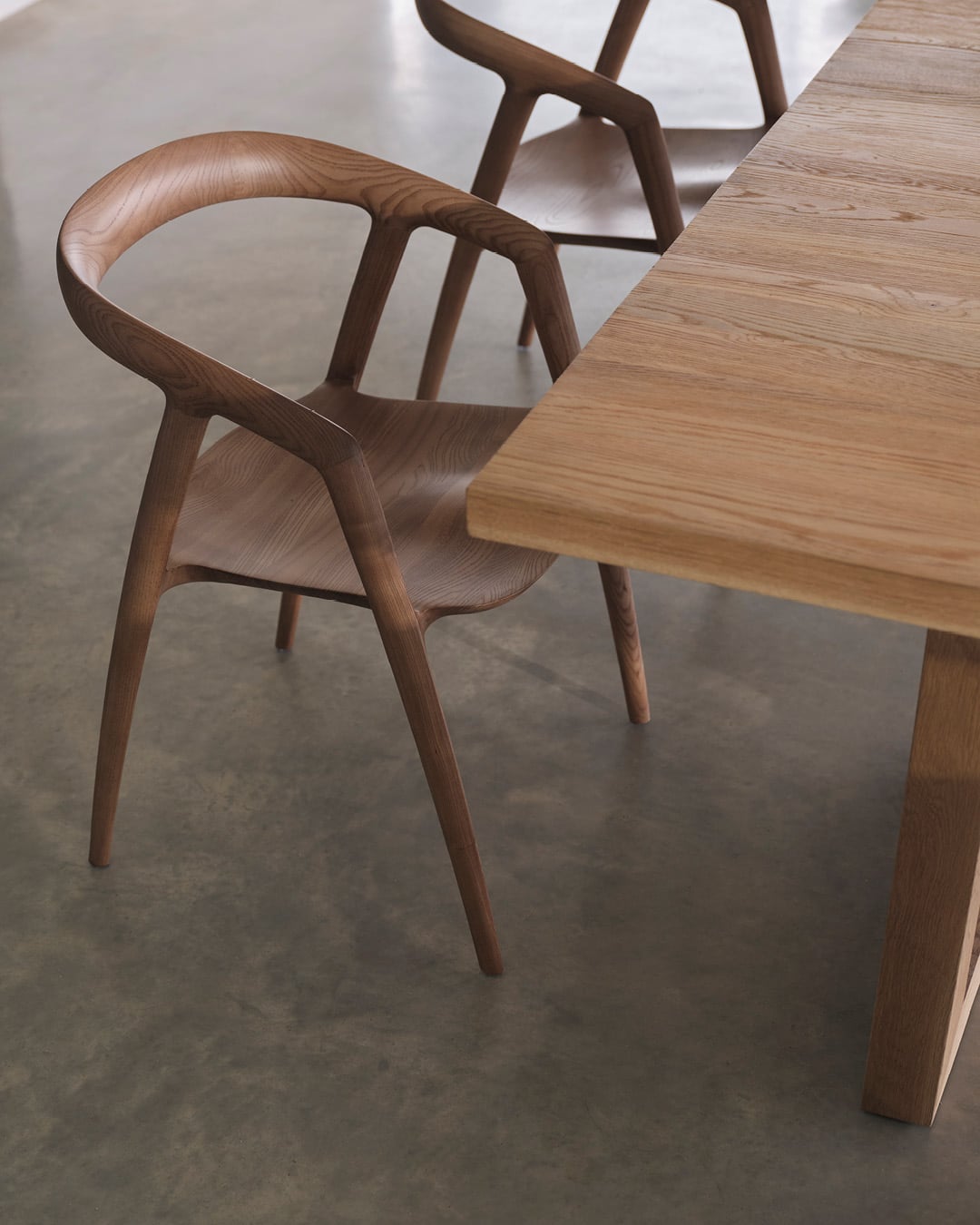 Caramel Maki Dining Chair