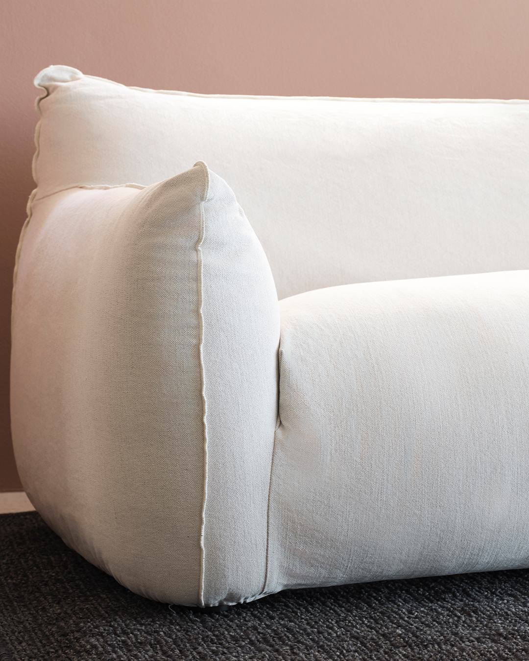 Hucks Sofa