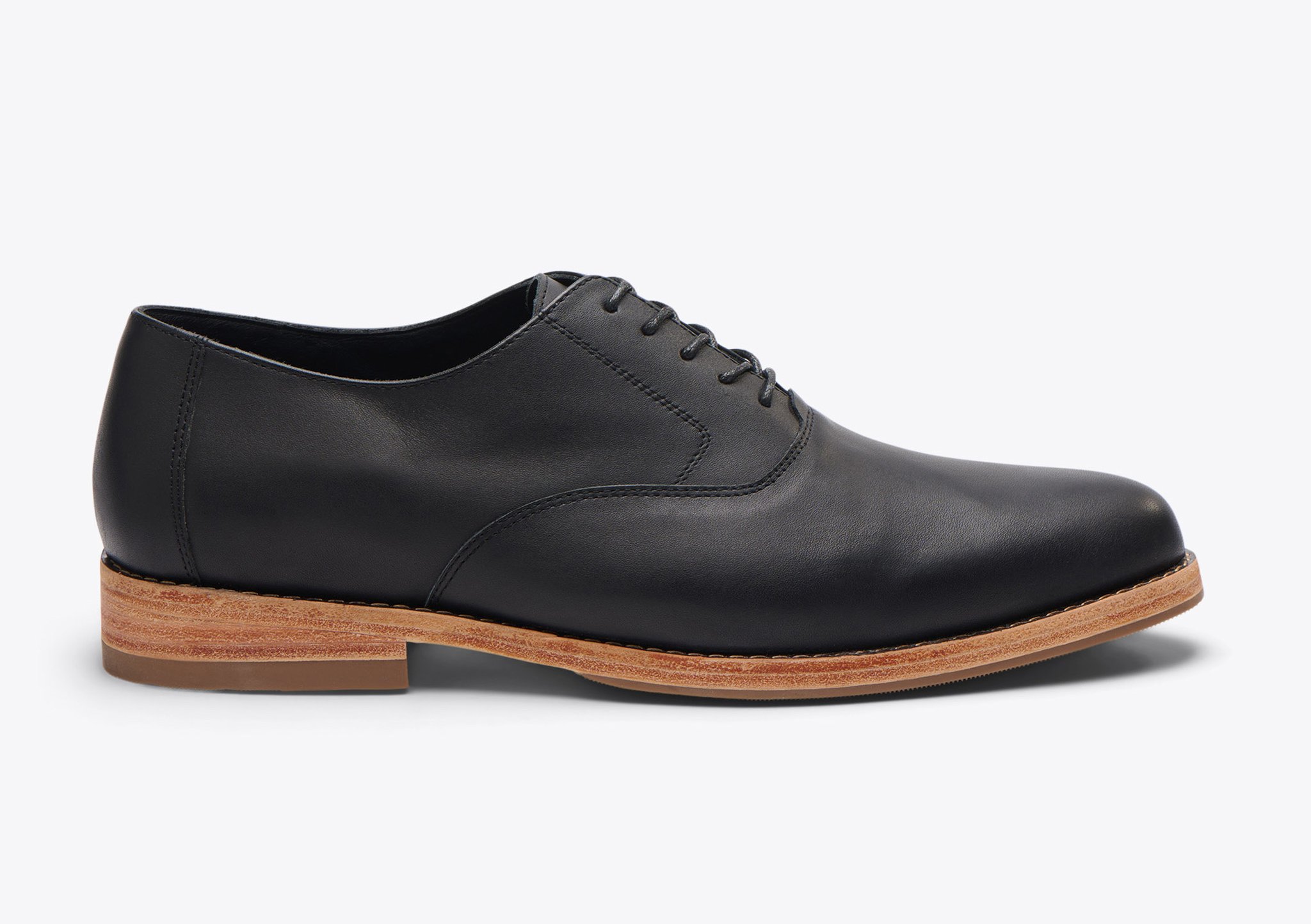 Nisolo Everyday Oxford Black - Every Nisolo product is built on the foundation of comfort, function, and design. 