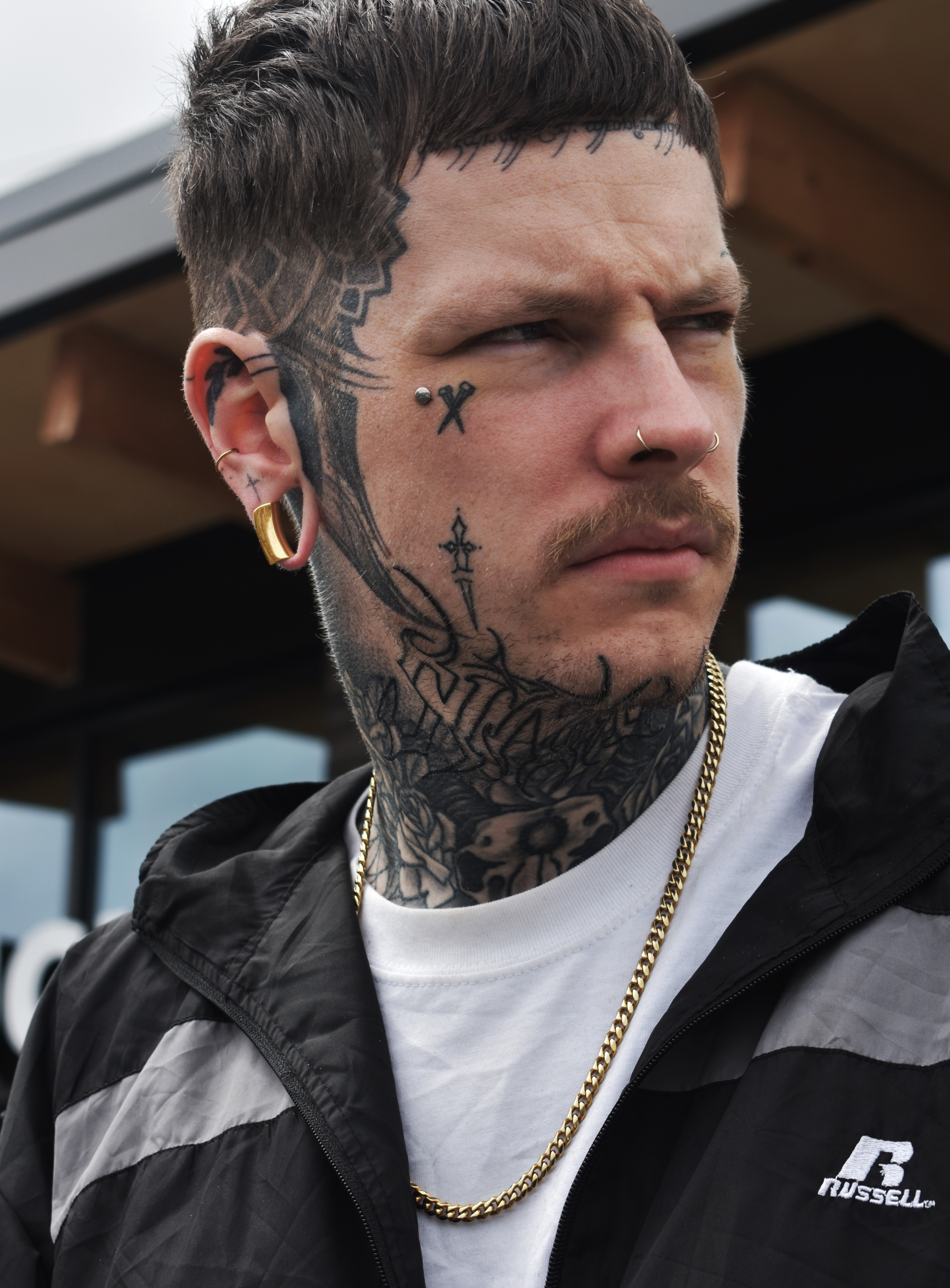 Guy wearing cool Large Gold Lobe Cuff