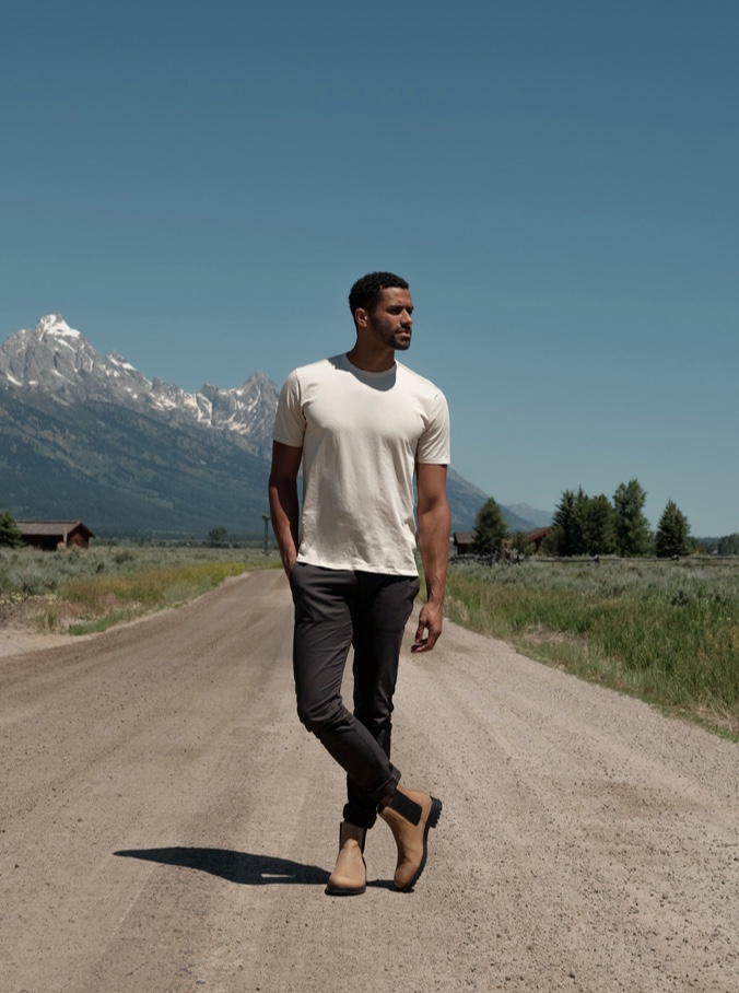 Nisolo designs great looking products that are comfortable, functional, and always made responsibly.