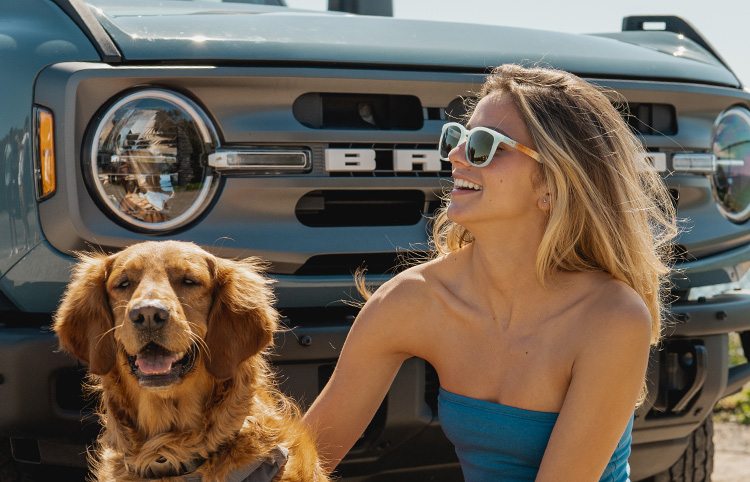 Sunglasses size on model