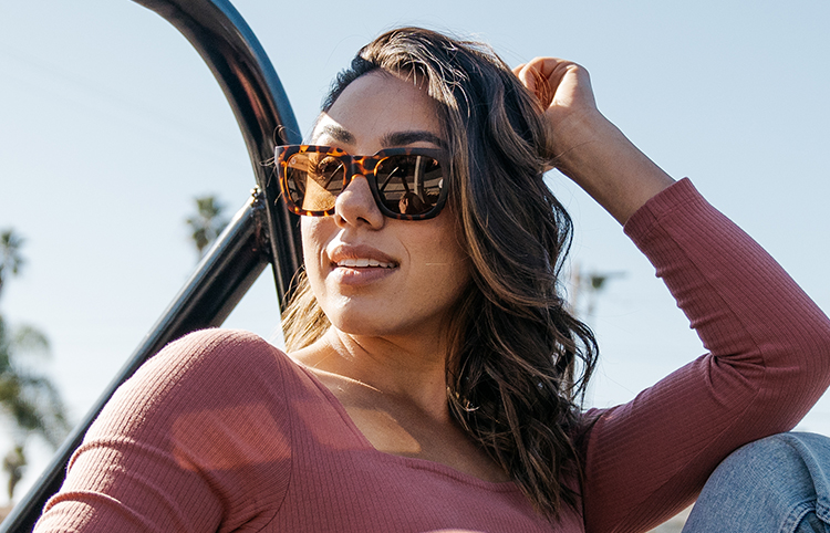 Sunglasses size on model