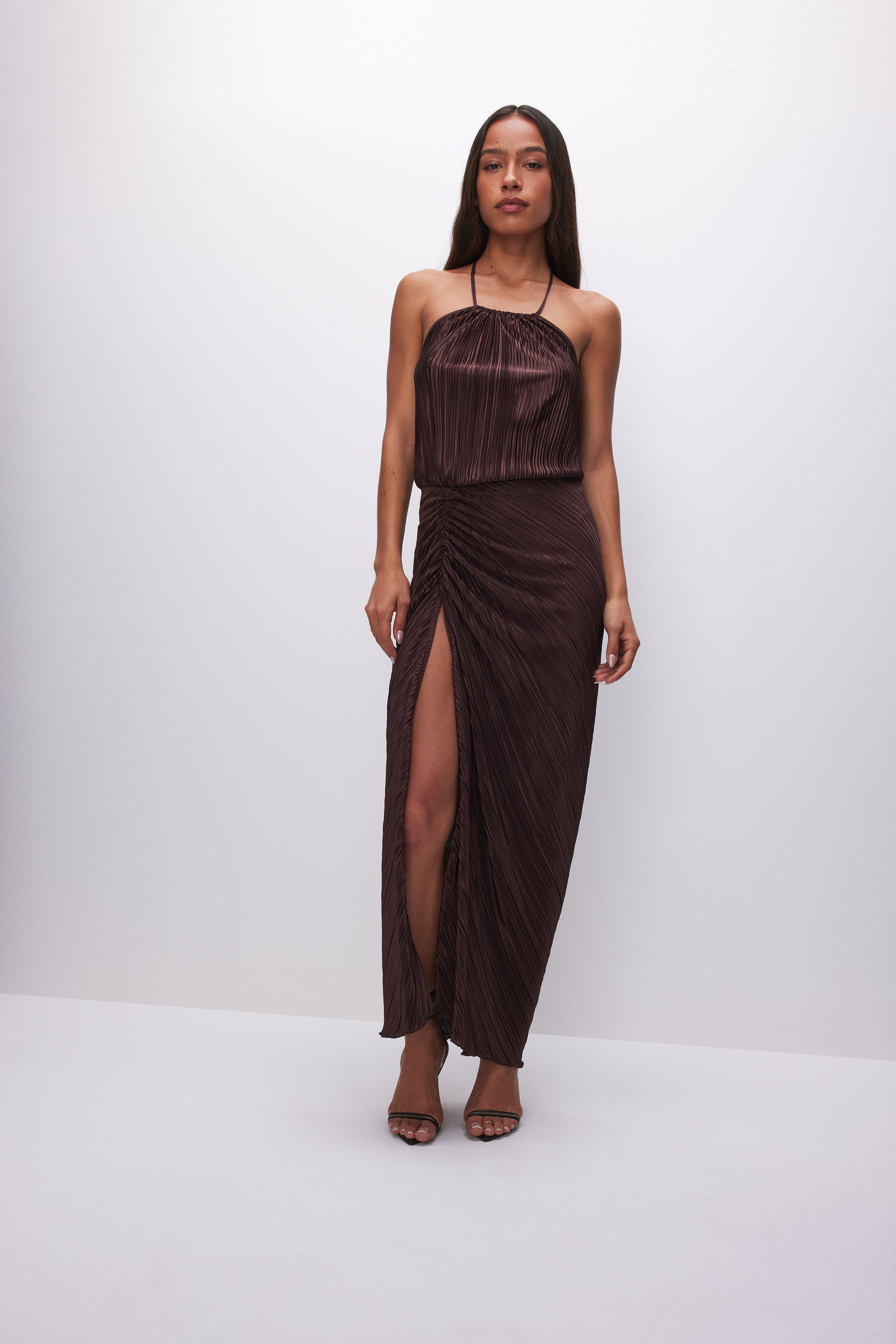 Styled with ALWAYS FITS PLISSÉ HALTER TANK | DARKCOCOA001