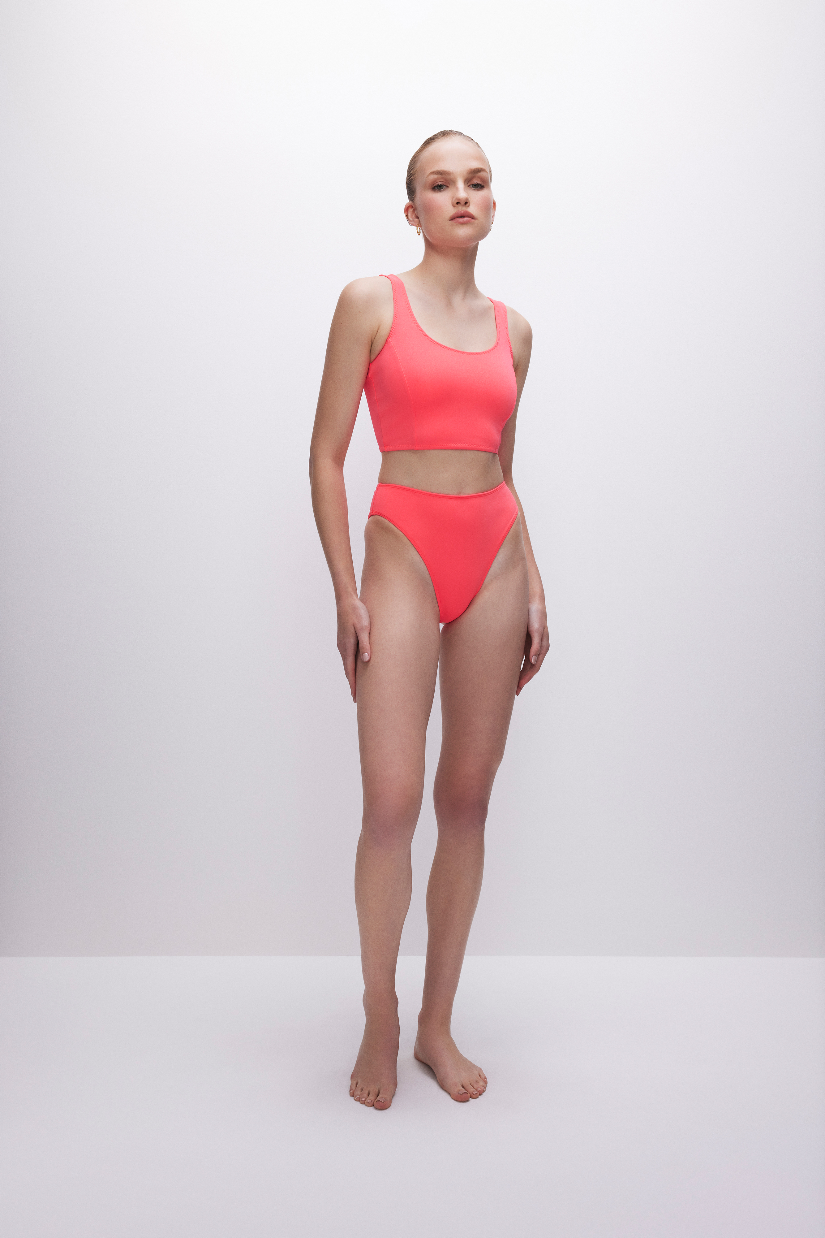 Styled with COMPRESSION SWIM TANK | FIERY CORAL 002