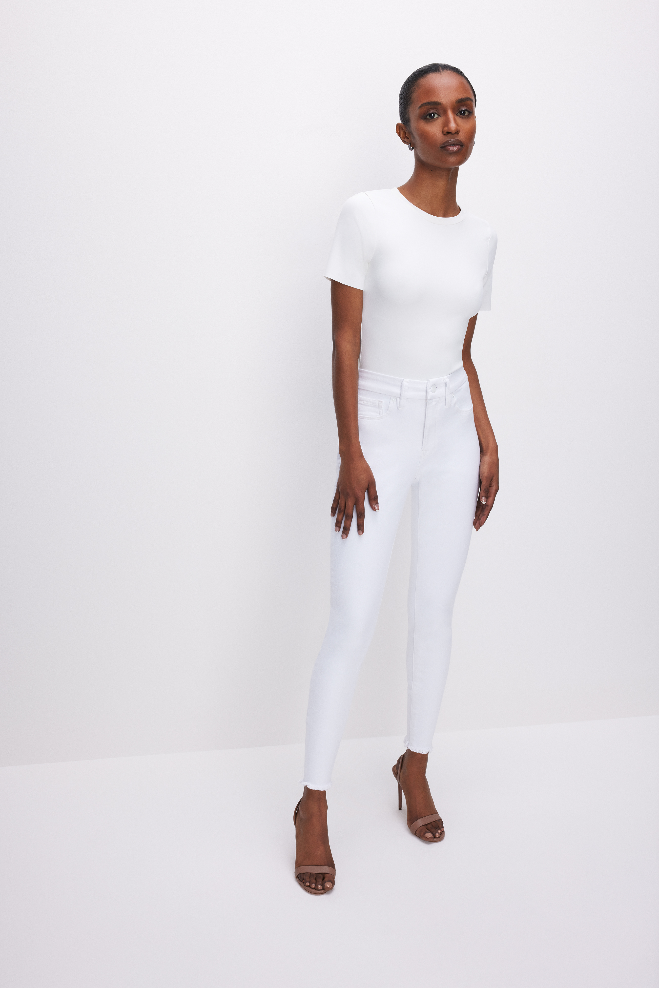 Styled with ALWAYS FITS GOOD PETITE SKINNY JEANS | WHITE001