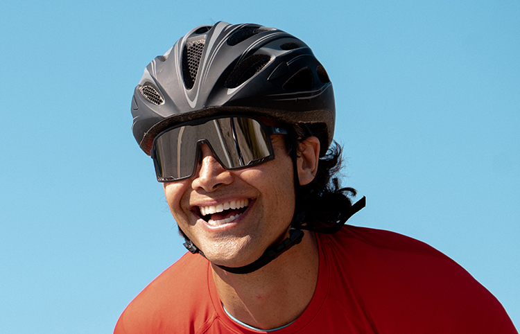 Sunglasses size on model
