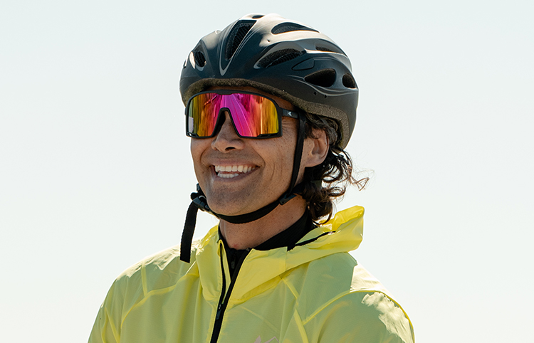 Sunglasses size on model