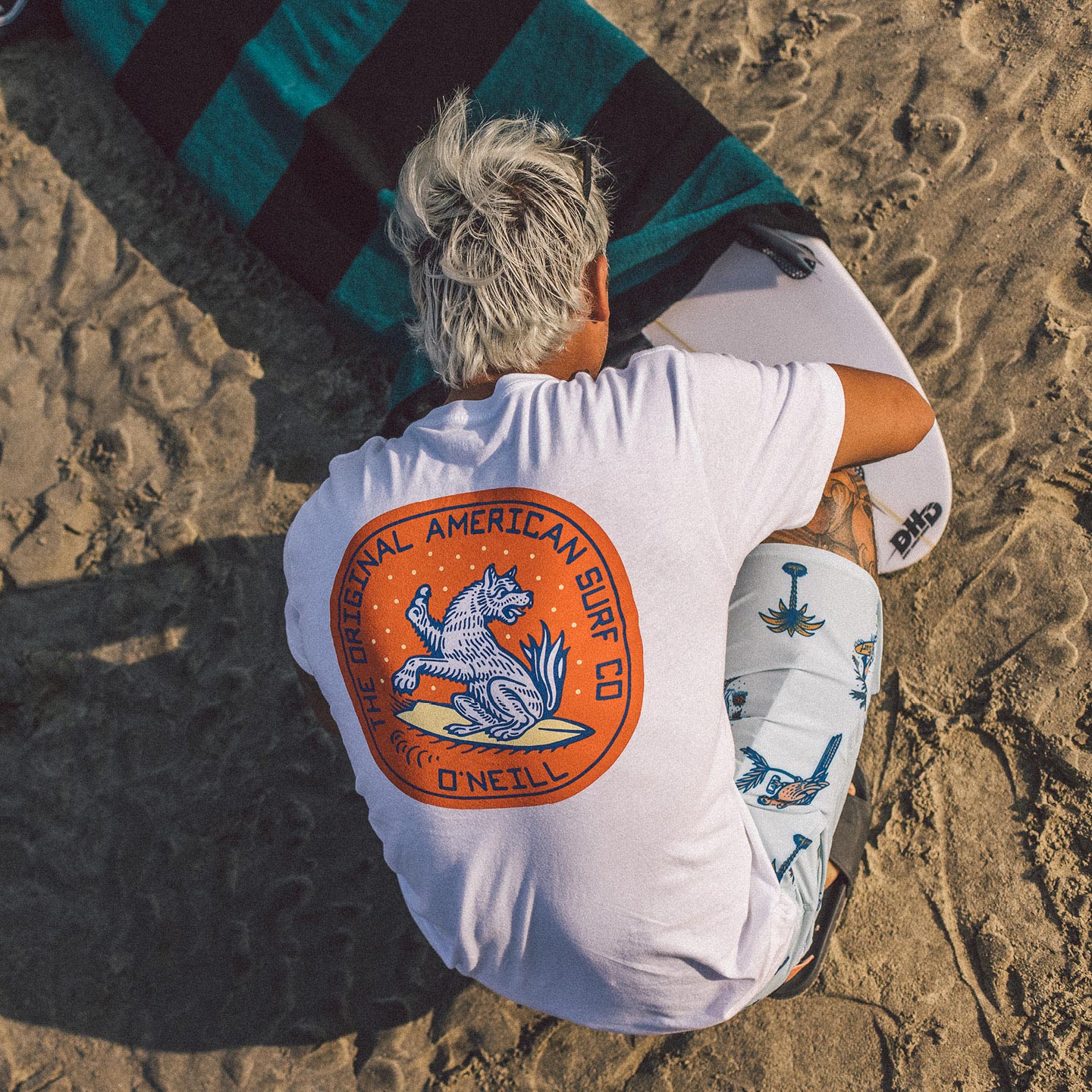 WOLF DOG TEE