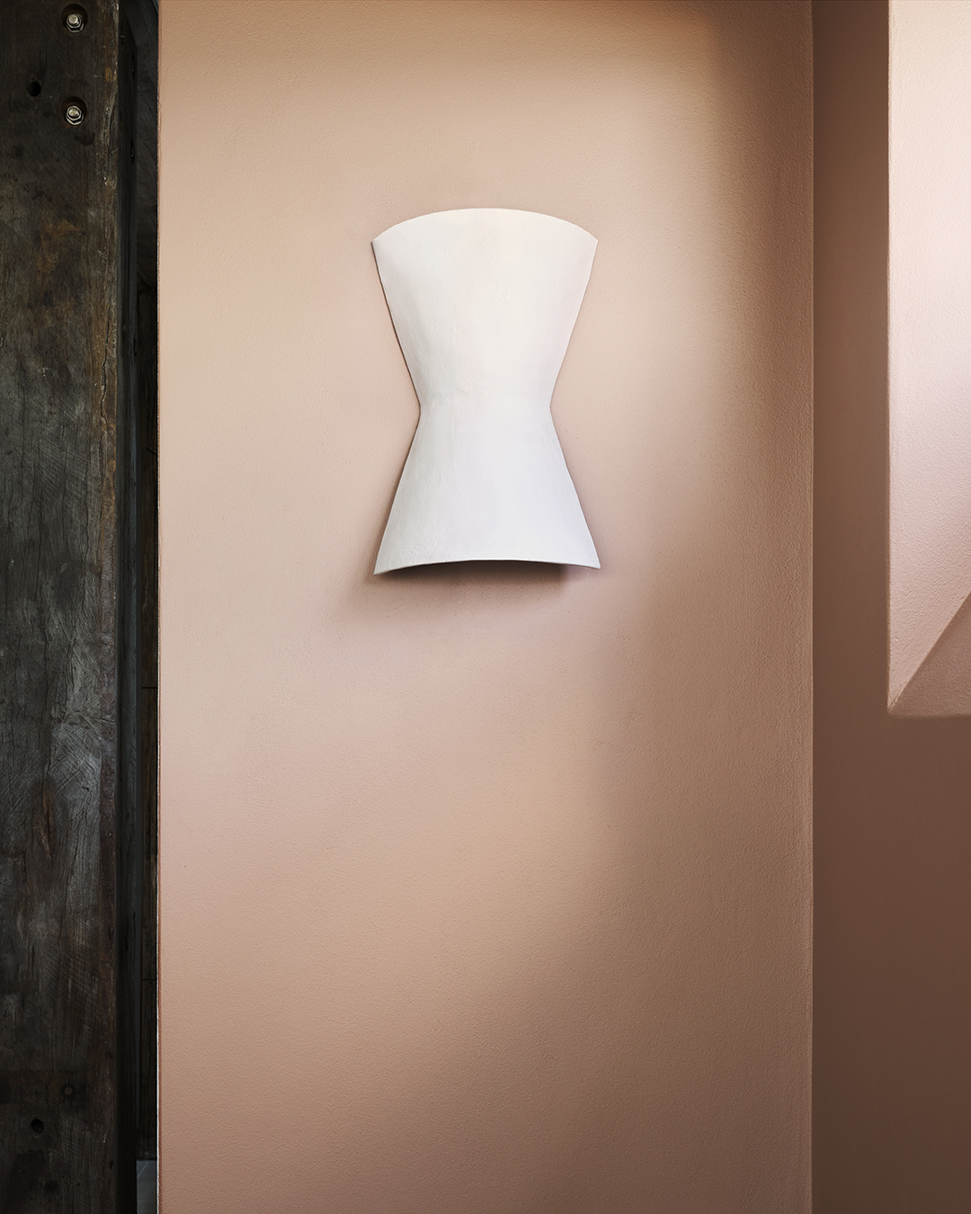 Hourglass Owan Wall Sconce