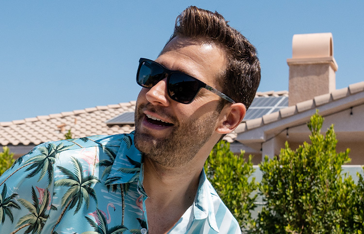 Sunglasses size on model