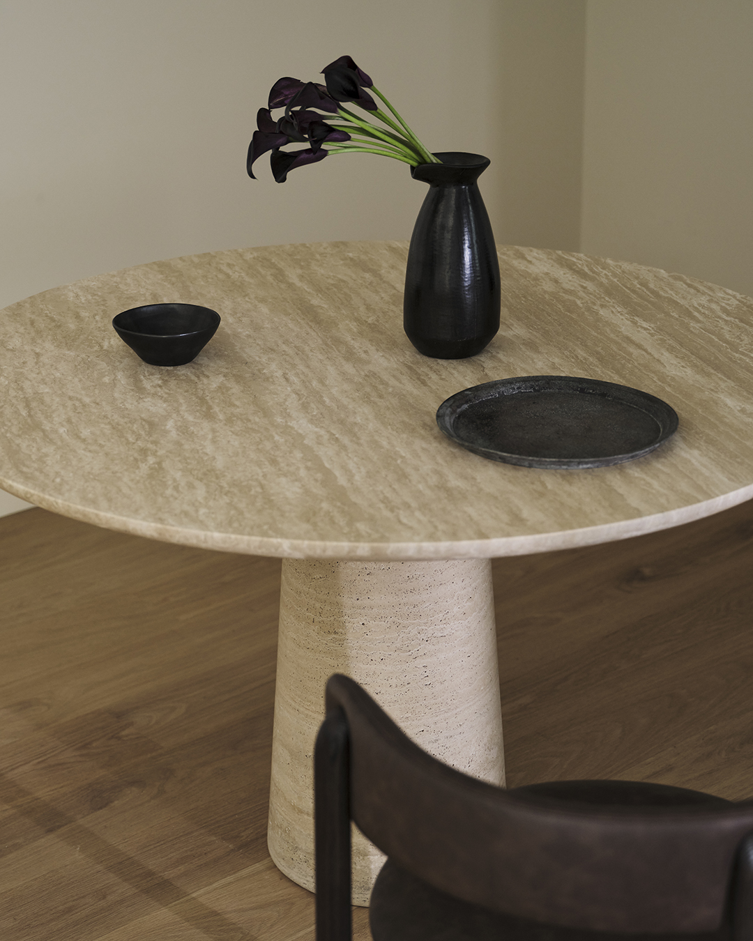 Travertine Kora Round Dining Table