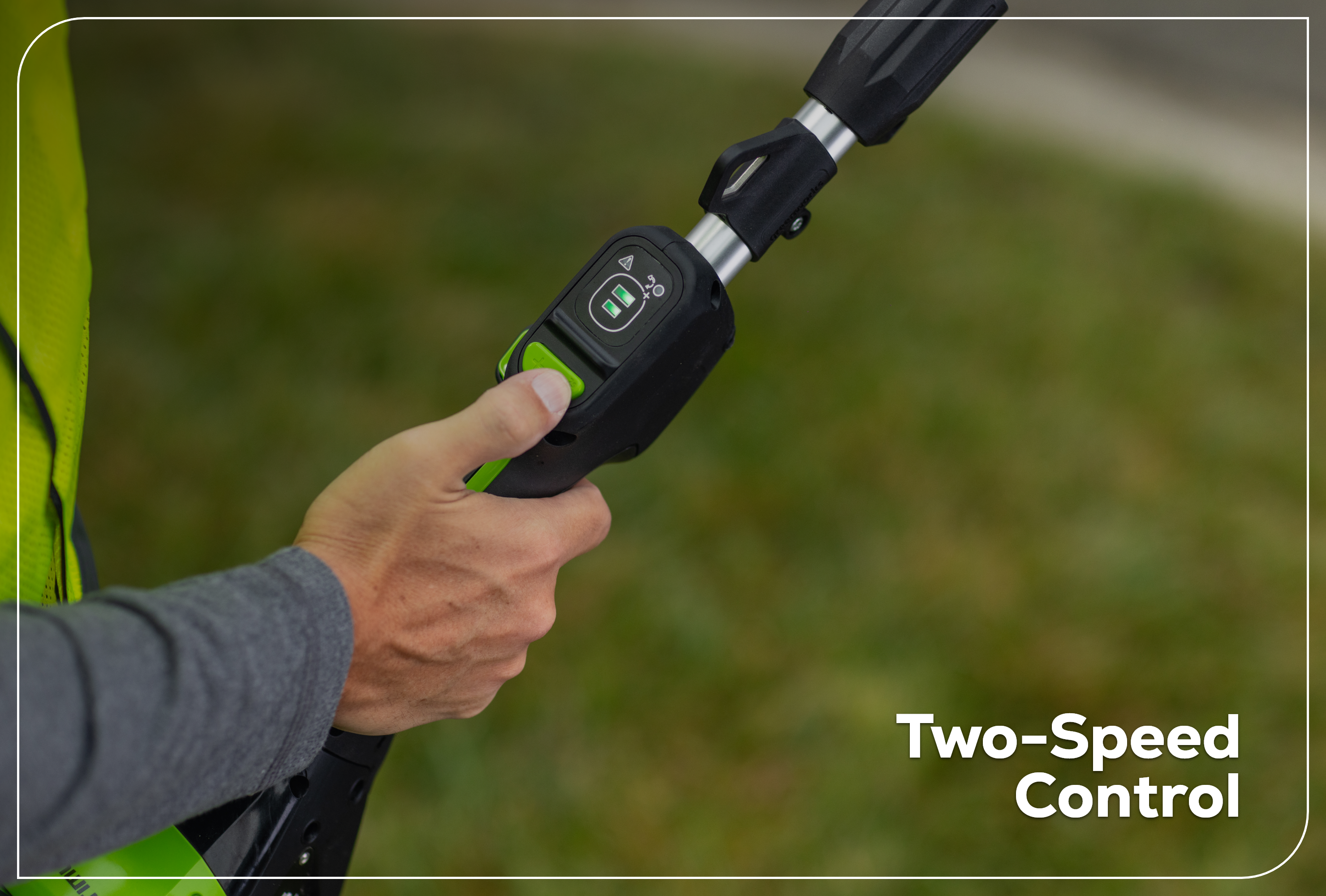 82V Telescoping Hedge Trimmer with (1) 2.5 Ah Battery and Dual